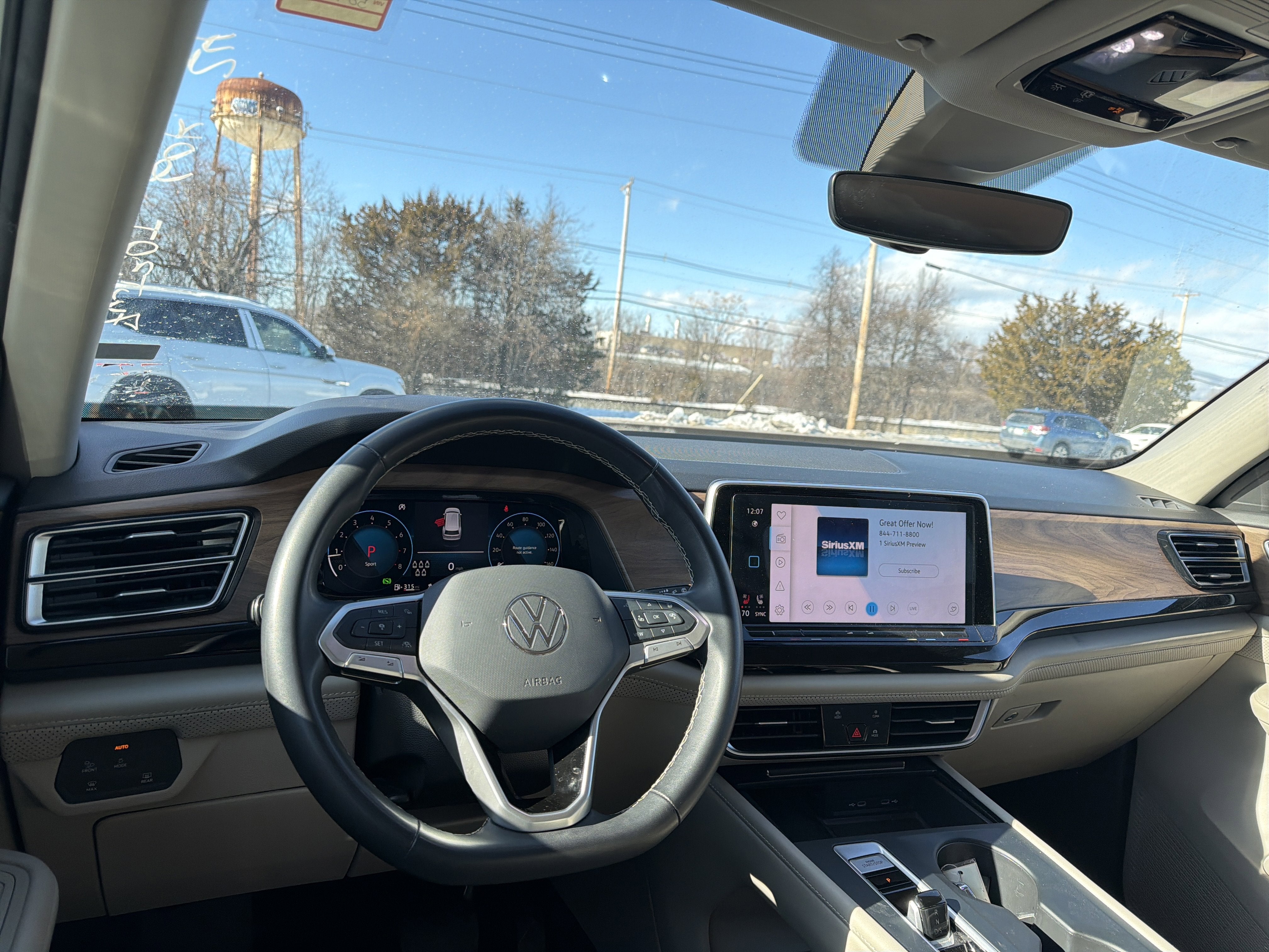 2024 Volkswagen Atlas 2.0T SE