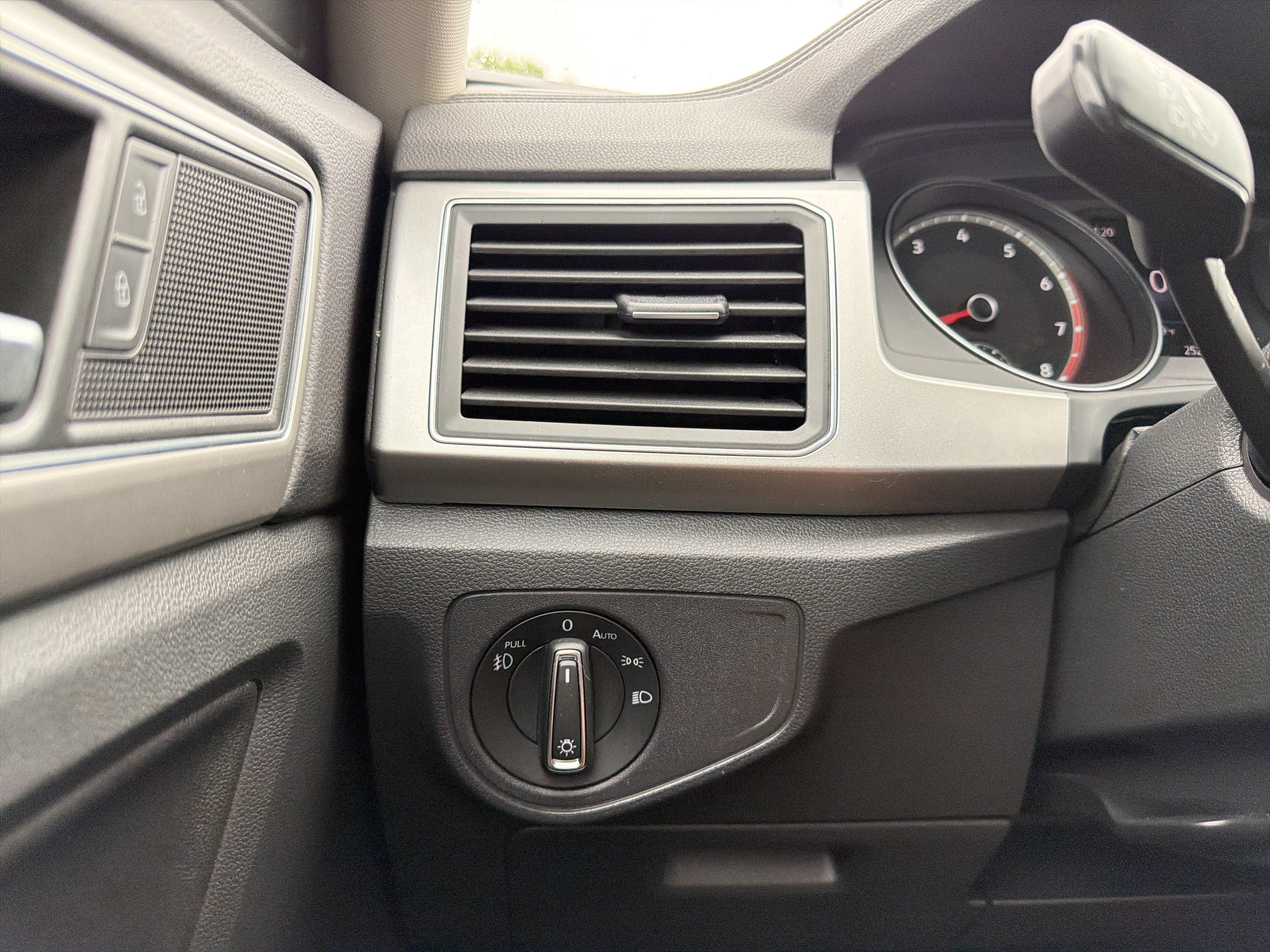 2019 Volkswagen Atlas 3.6L V6 SE 4Motion