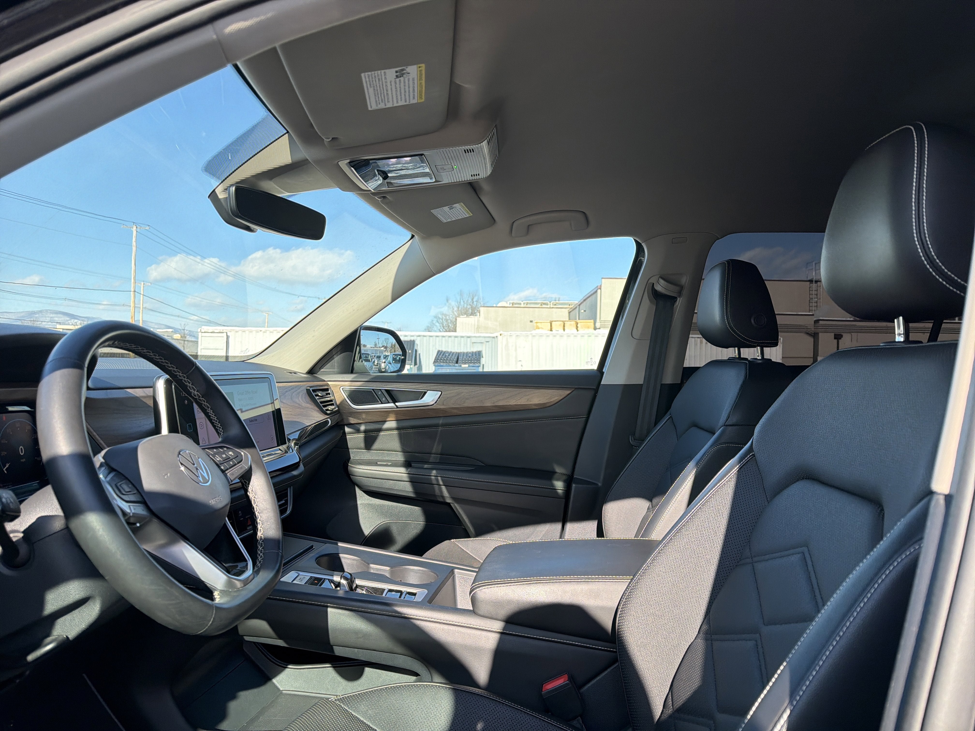 2024 Volkswagen Atlas 2.0T SE