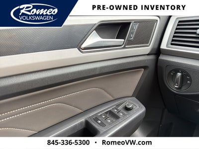 2021 Volkswagen Atlas 3.6L V6 SE w/Technology R-Line