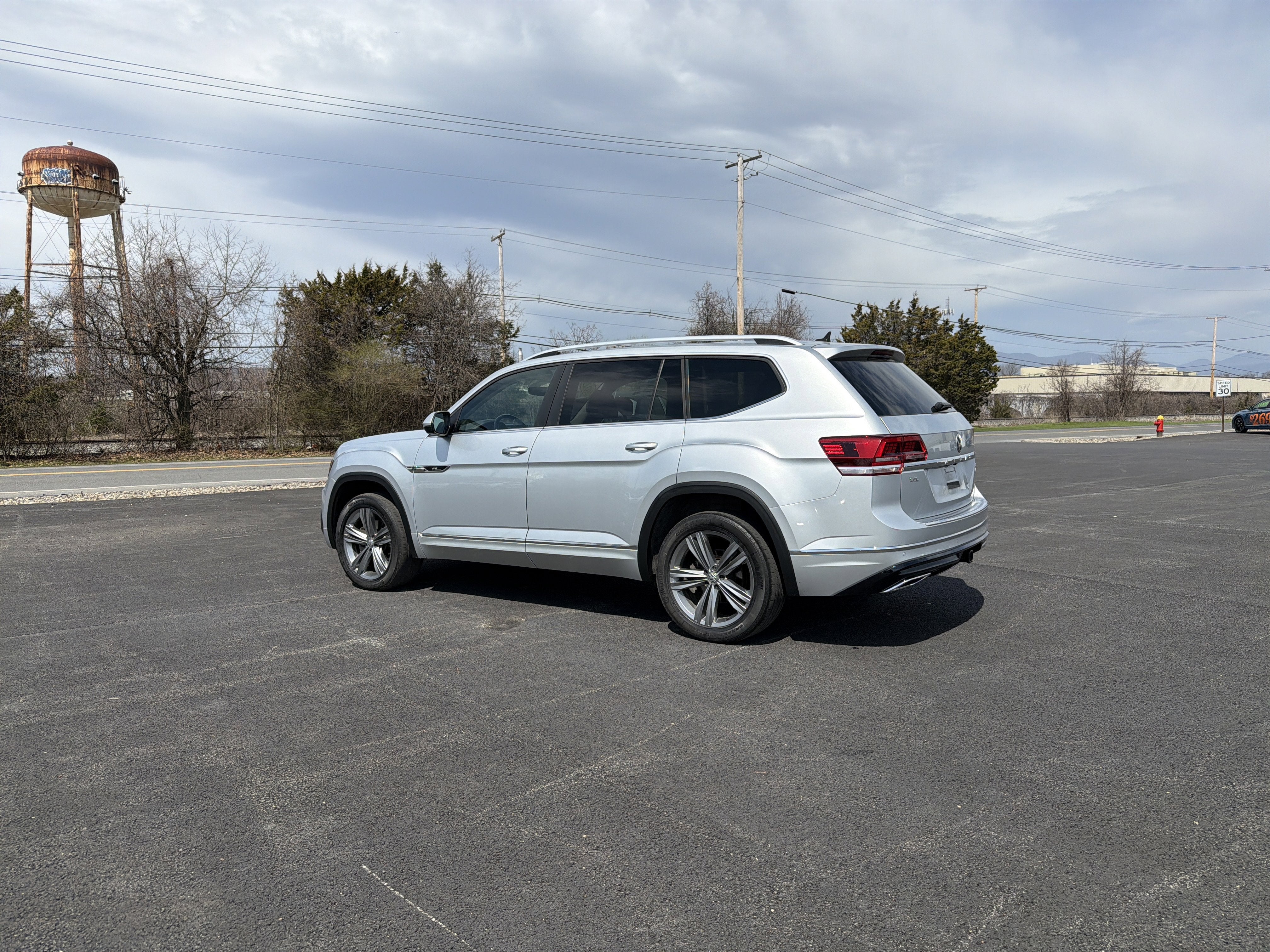 2019 Volkswagen Atlas 3.6L V6 SEL R-Line R-Line