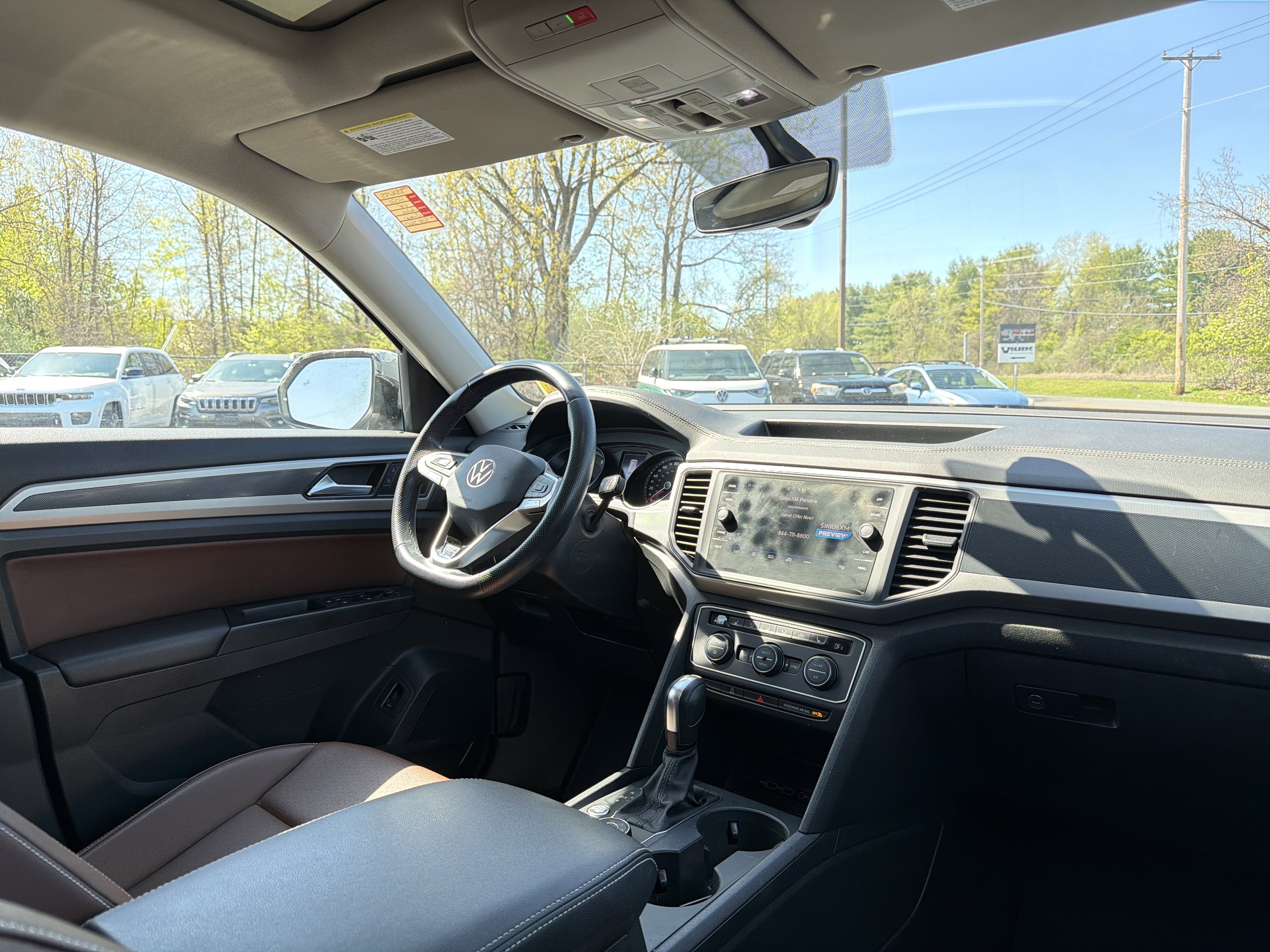 2021 Volkswagen Atlas 3.6L V6 SE w/Technology R-Line