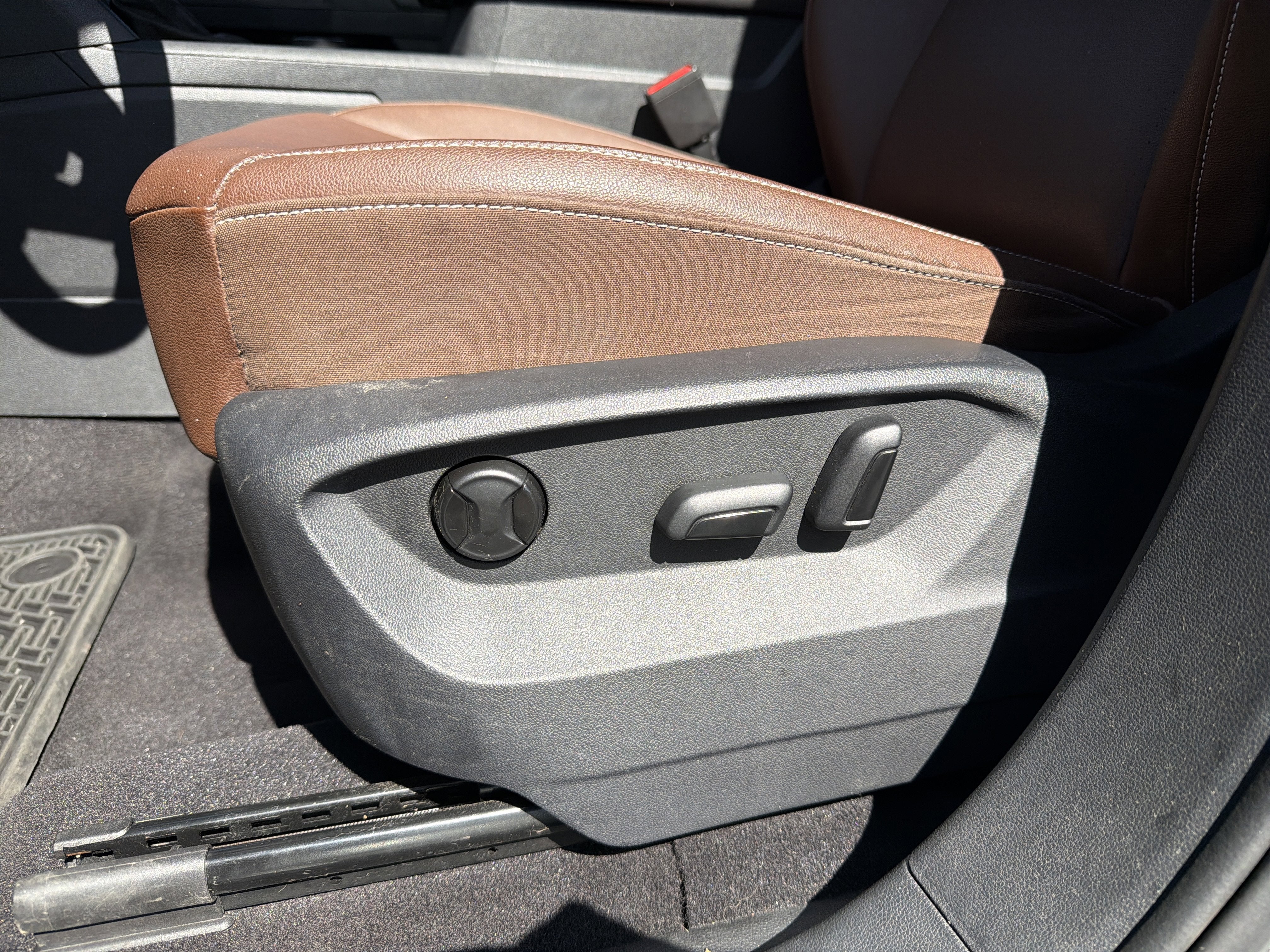 2021 Volkswagen Atlas 3.6L V6 SE w/Technology R-Line