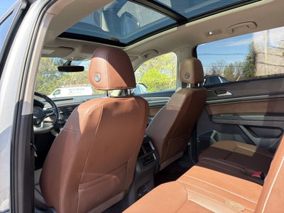 2021 Volkswagen Atlas 3.6L V6 SE w/Technology R-Line