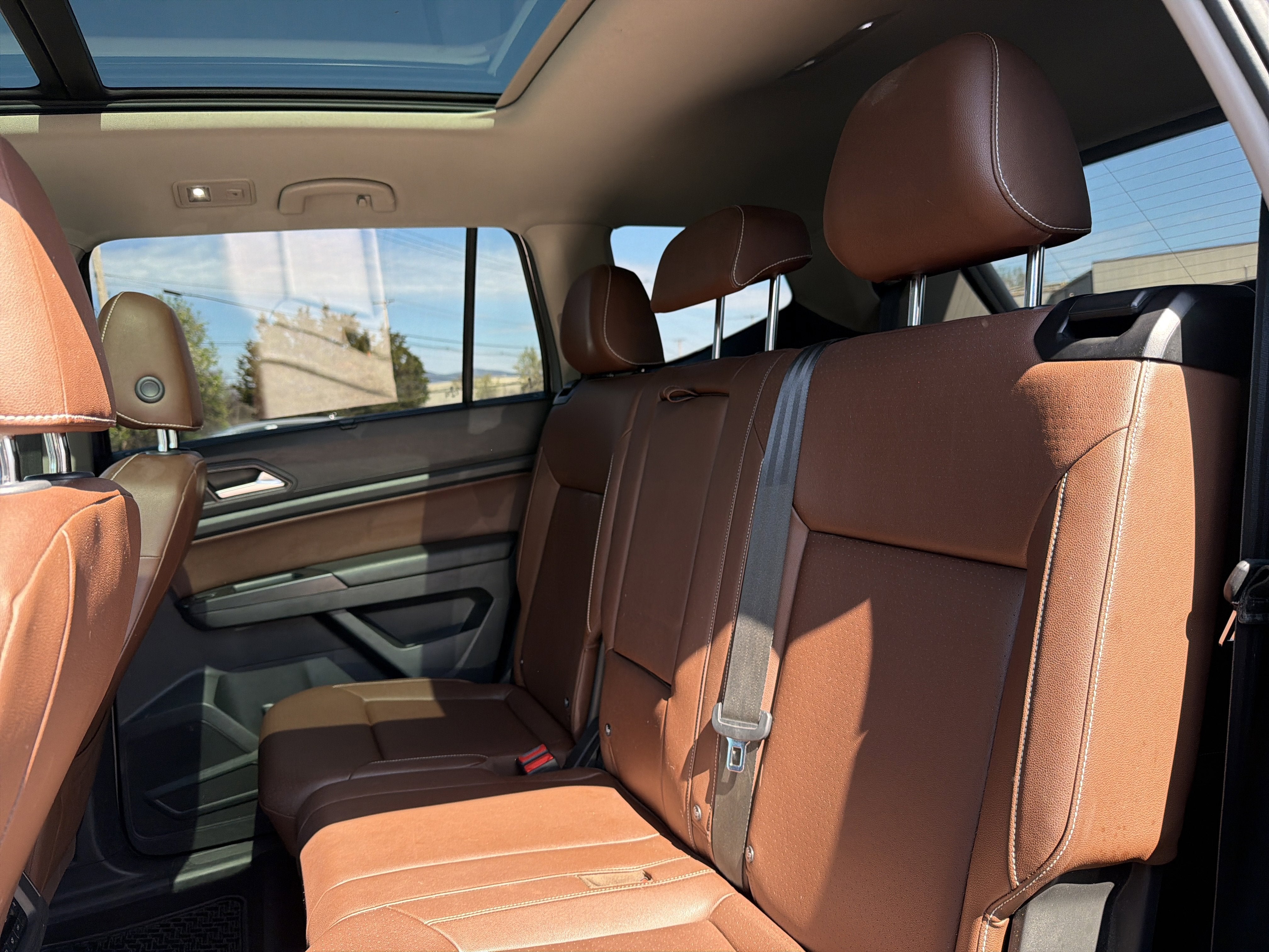 2021 Volkswagen Atlas 3.6L V6 SE w/Technology R-Line