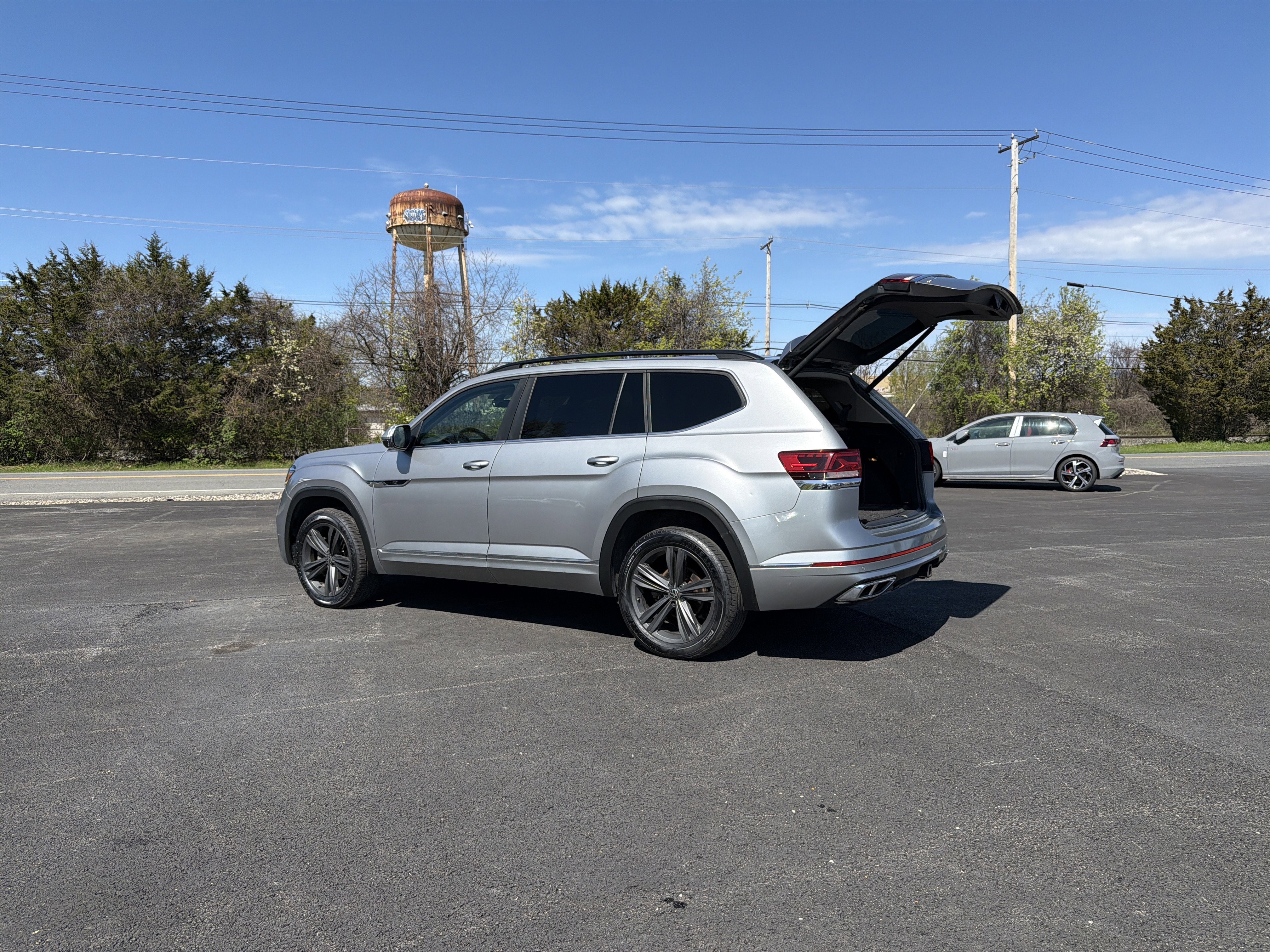 2021 Volkswagen Atlas 3.6L V6 SE w/Technology R-Line