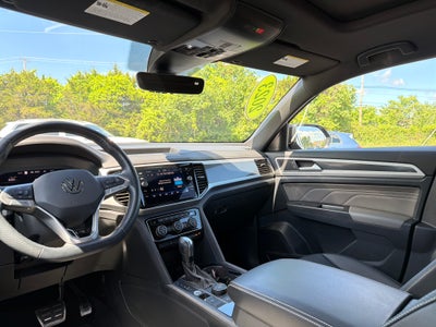2023 Volkswagen Atlas Cross Sport 3.6L V6 SEL R-Line