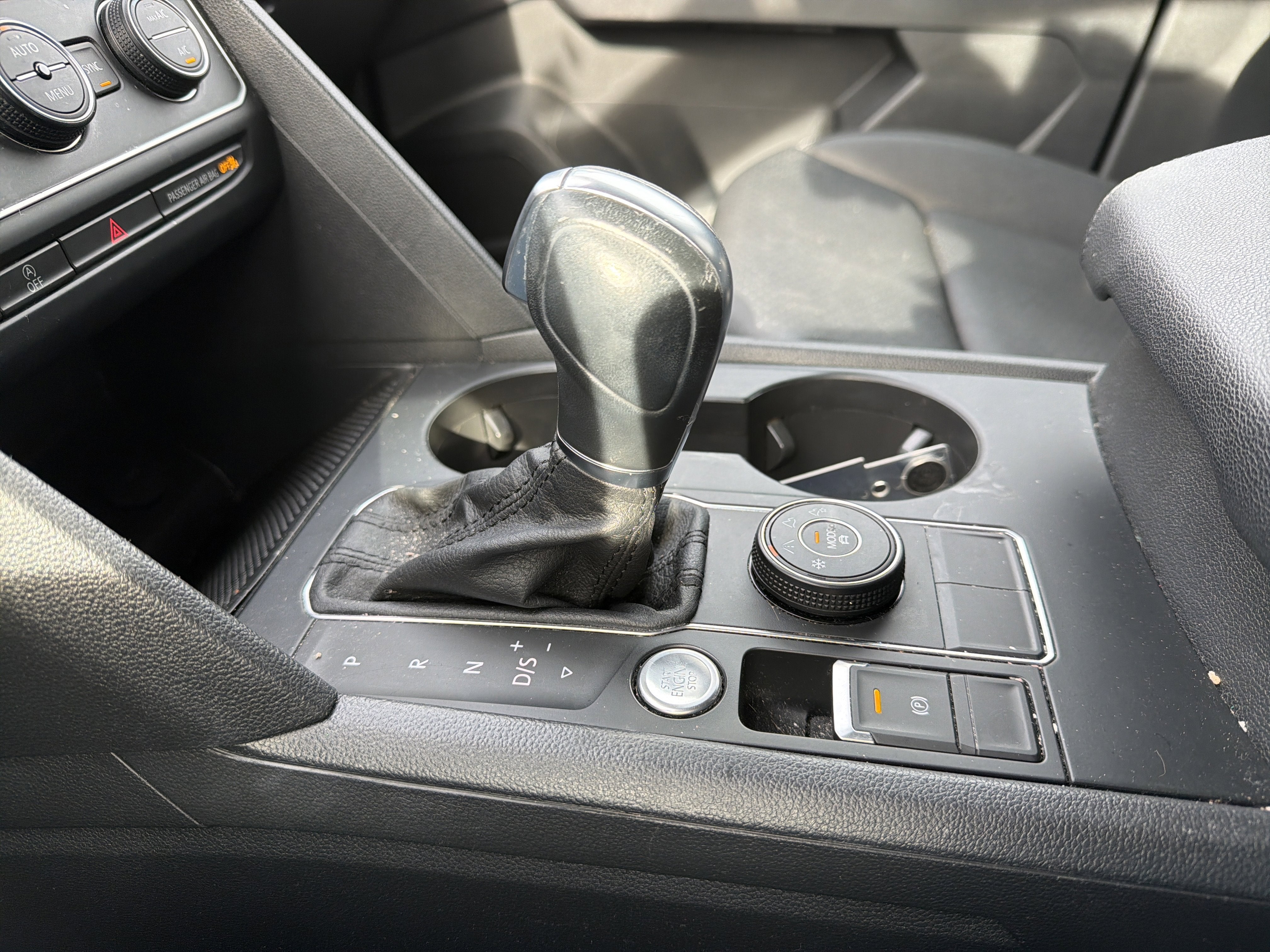 2019 Volkswagen Atlas 3.6L V6 SE w/Technology