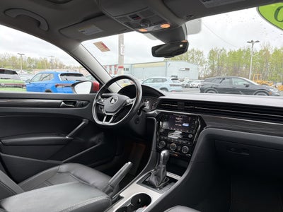 2020 Volkswagen Passat 2.0T R-Line