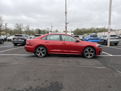 2020 Volkswagen Passat 2.0T R-Line
