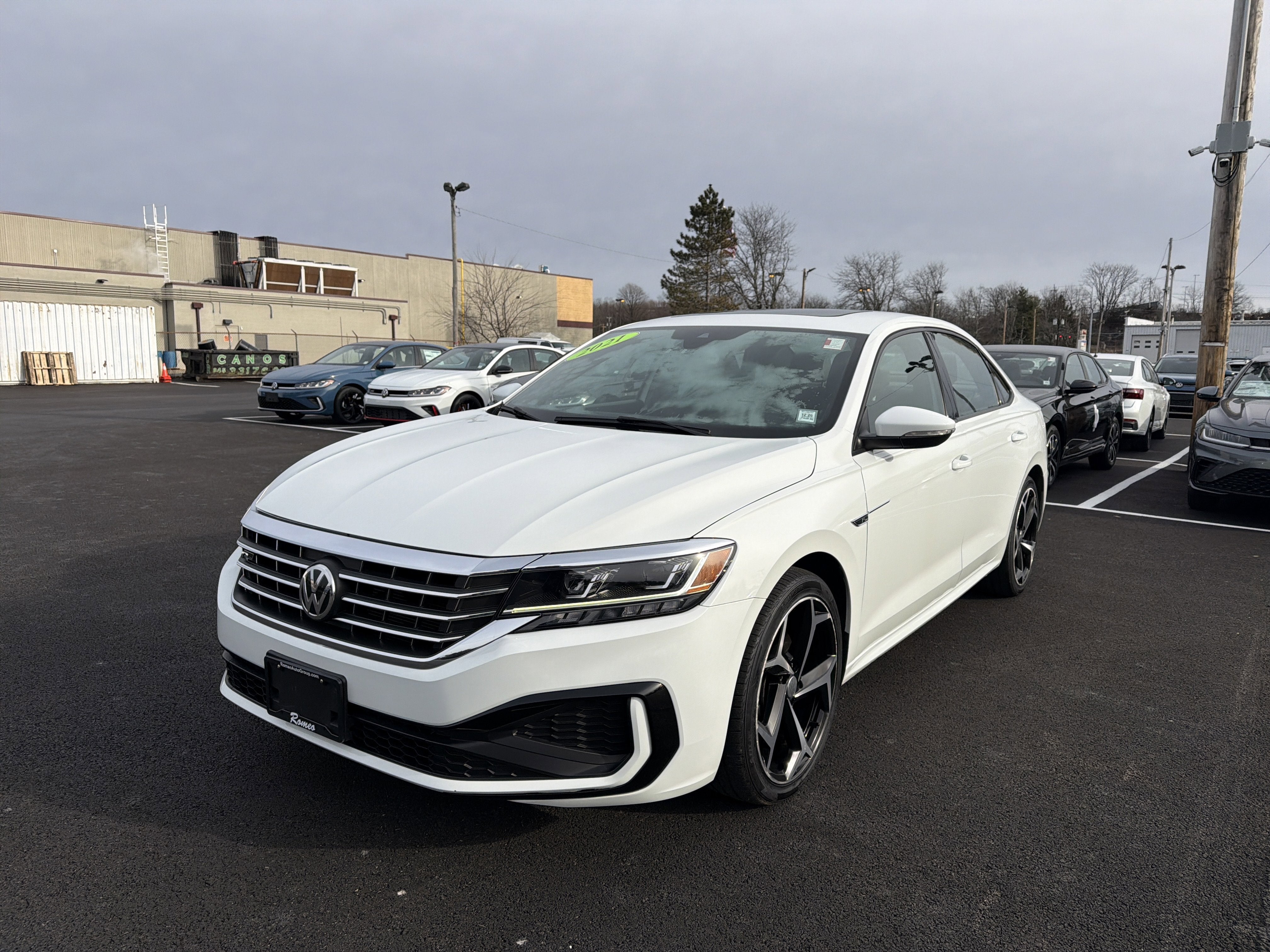 2021 Volkswagen Passat 2.0T R-Line