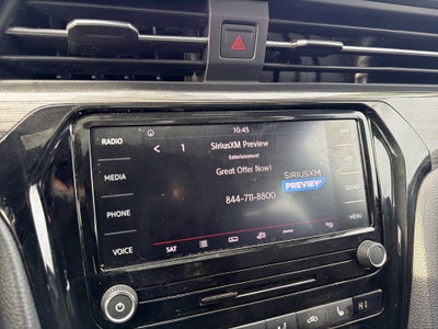 2021 Volkswagen Passat 2.0T R-Line