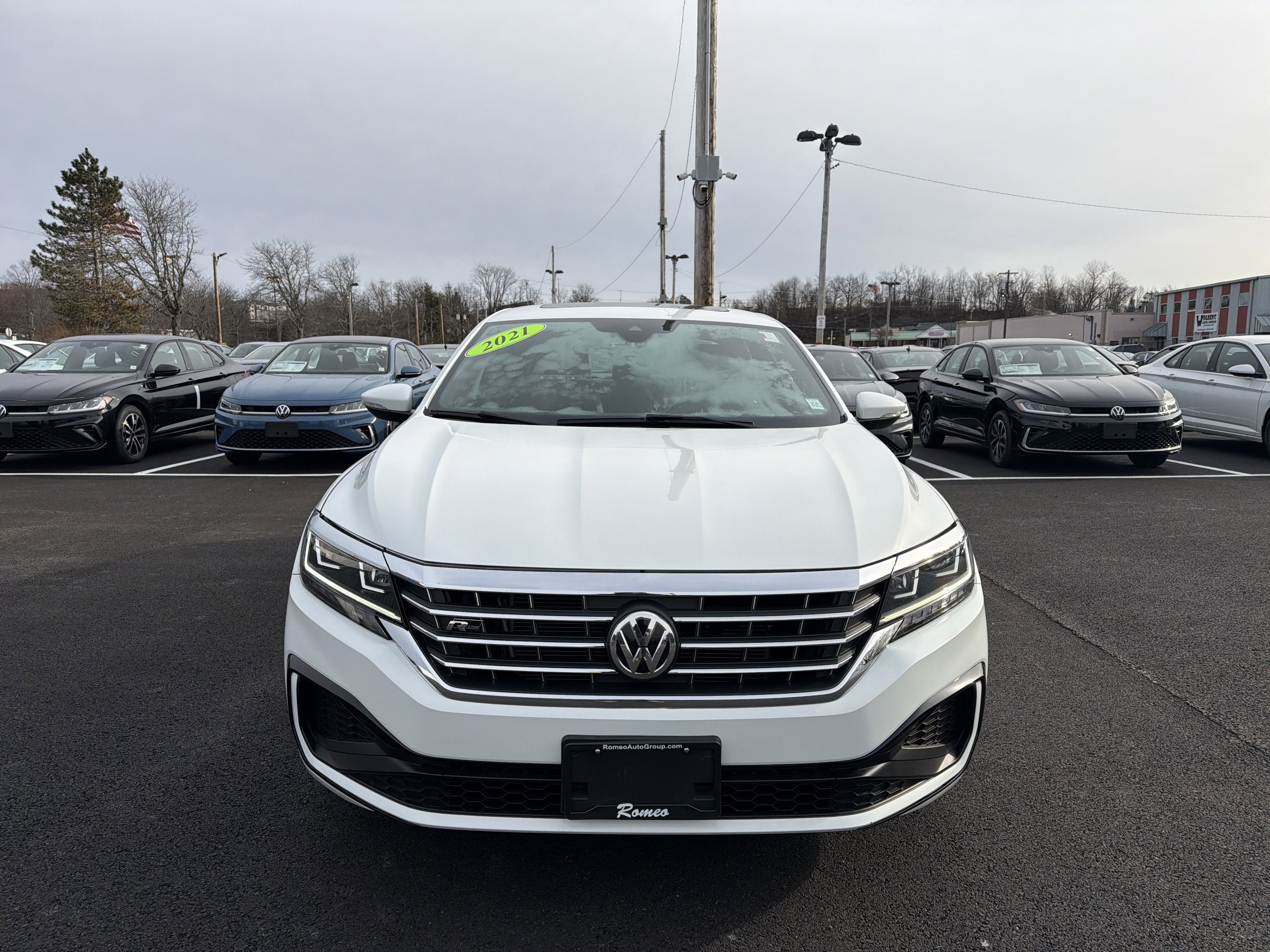 2021 Volkswagen Passat 2.0T R-Line