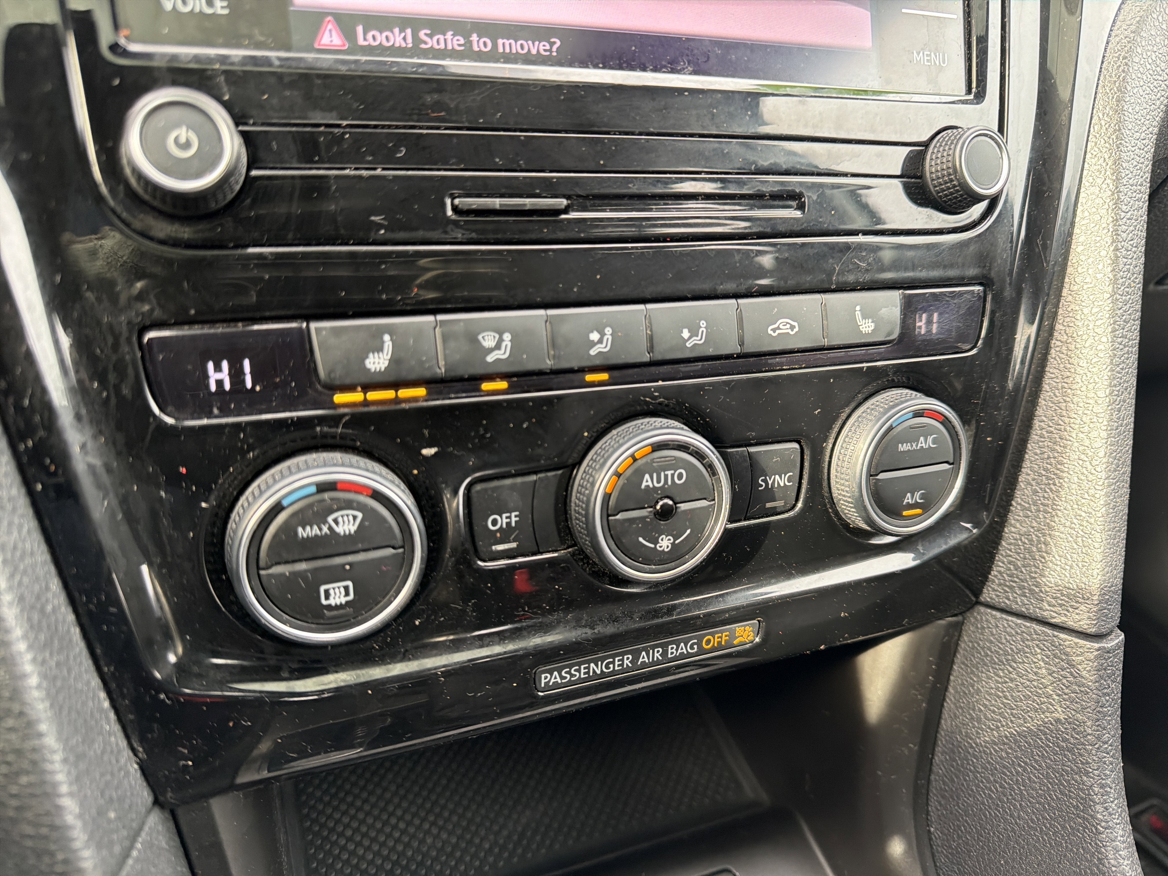 2021 Volkswagen Passat 2.0T R-Line