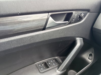 2021 Volkswagen Passat 2.0T R-Line