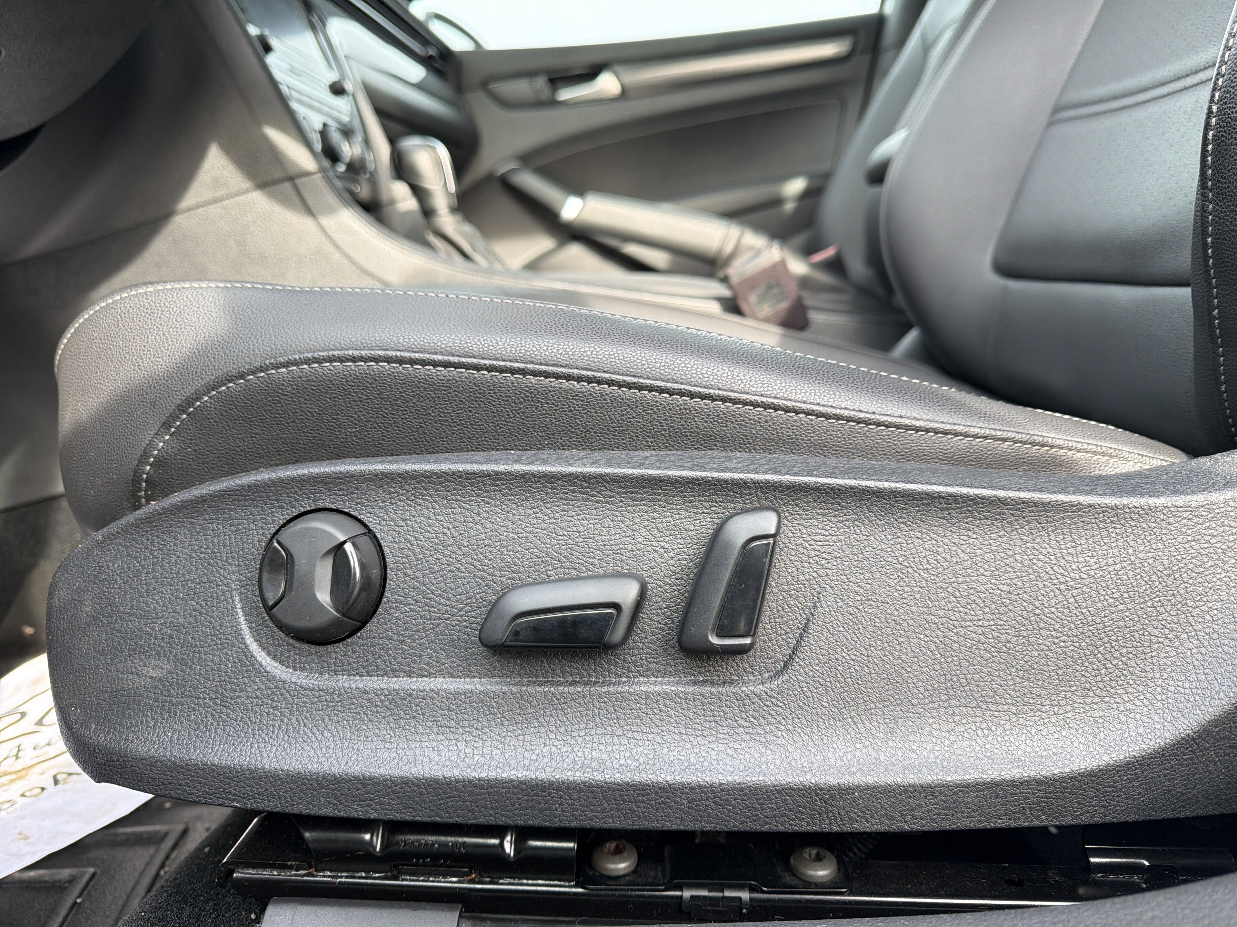 2021 Volkswagen Passat 2.0T R-Line