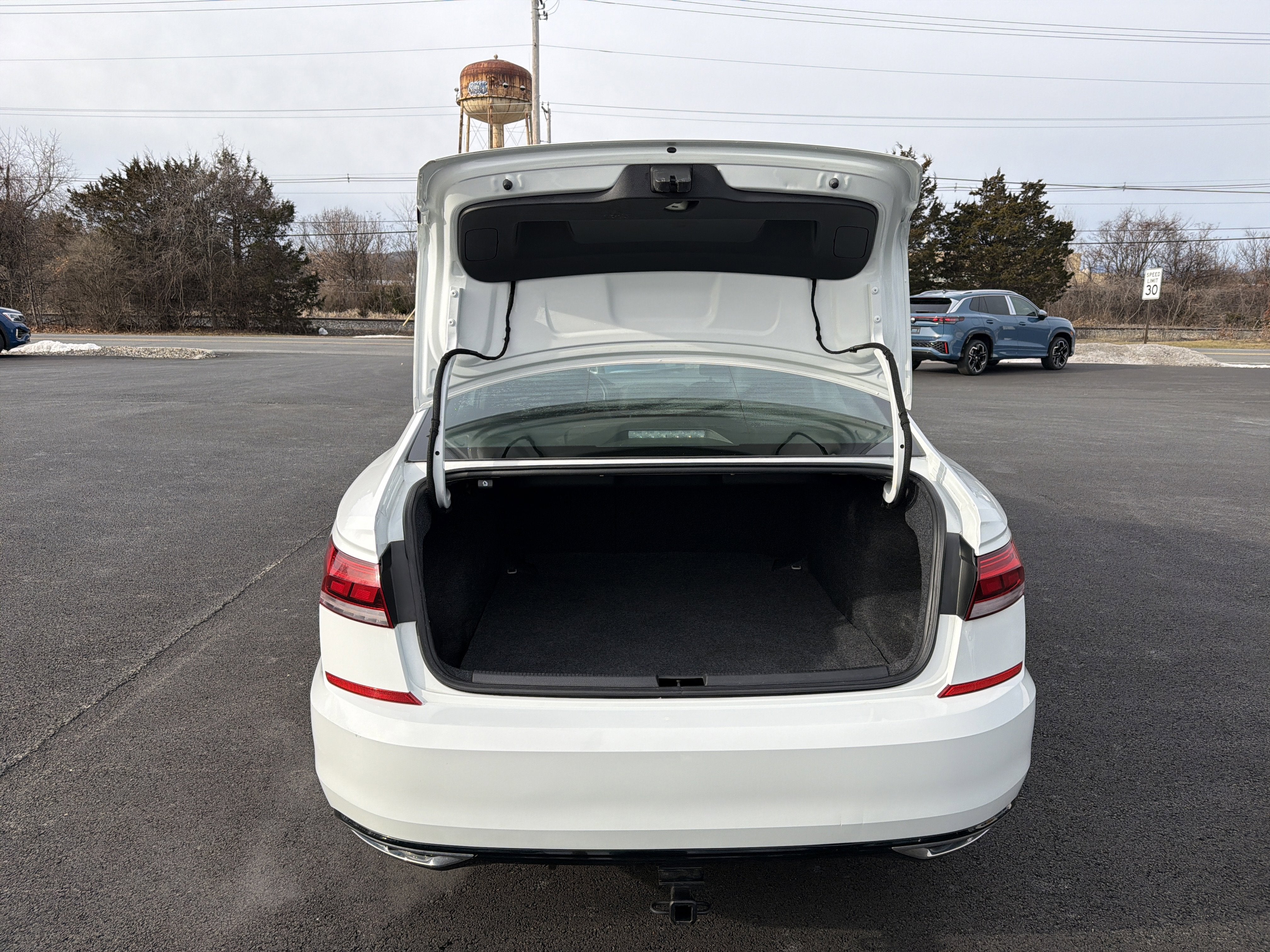 2021 Volkswagen Passat 2.0T R-Line