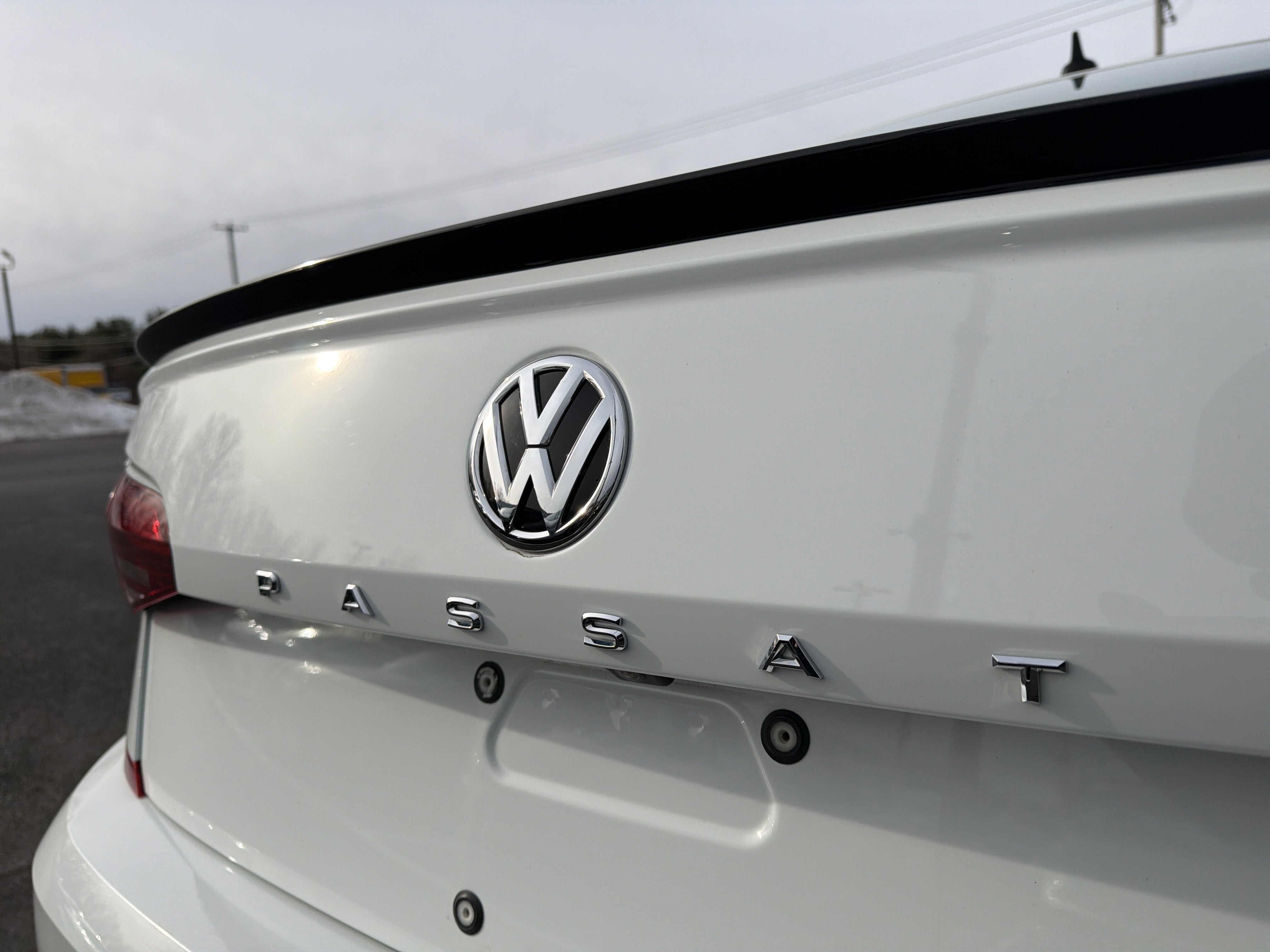 2021 Volkswagen Passat 2.0T R-Line