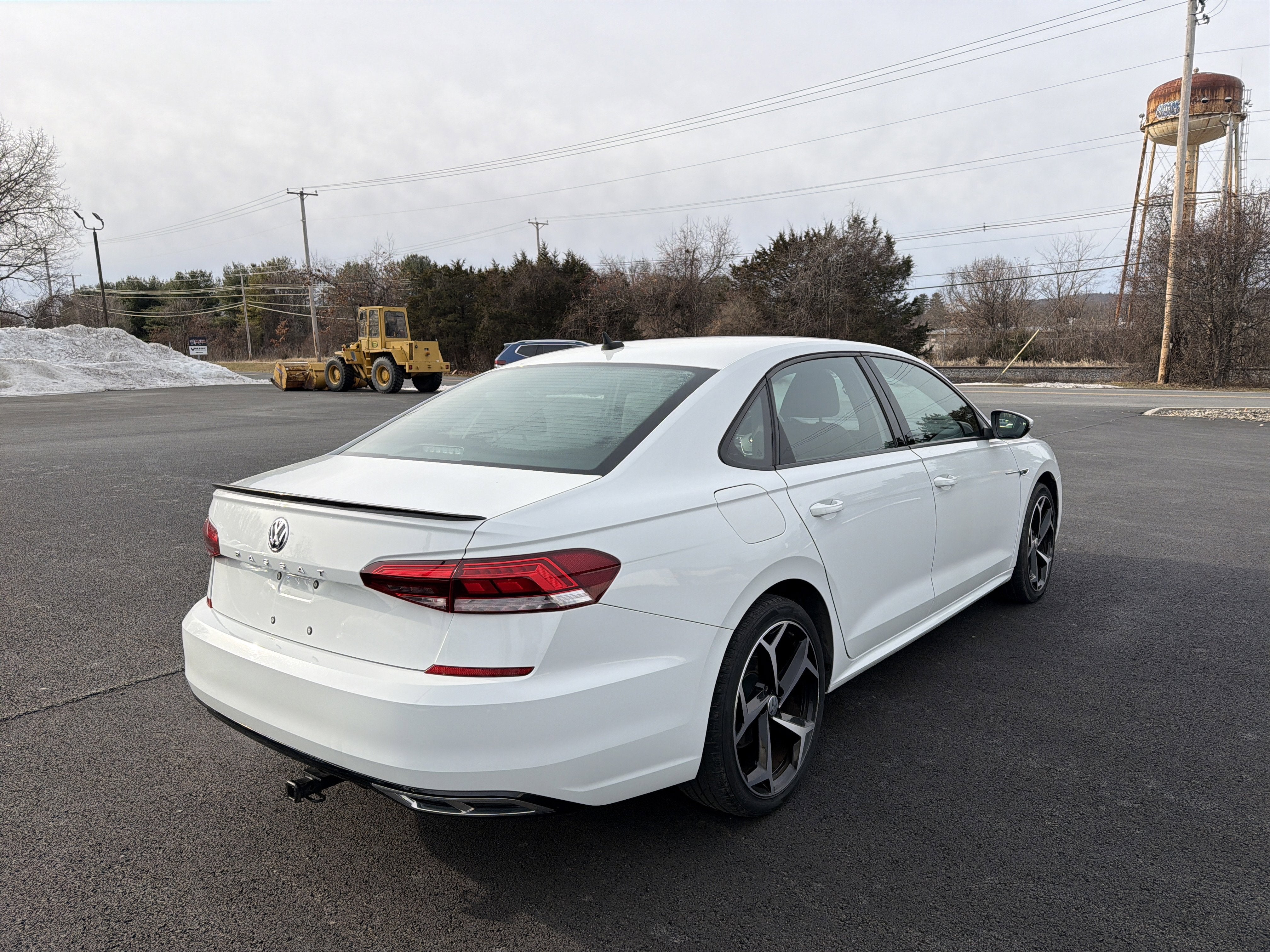 2021 Volkswagen Passat 2.0T R-Line