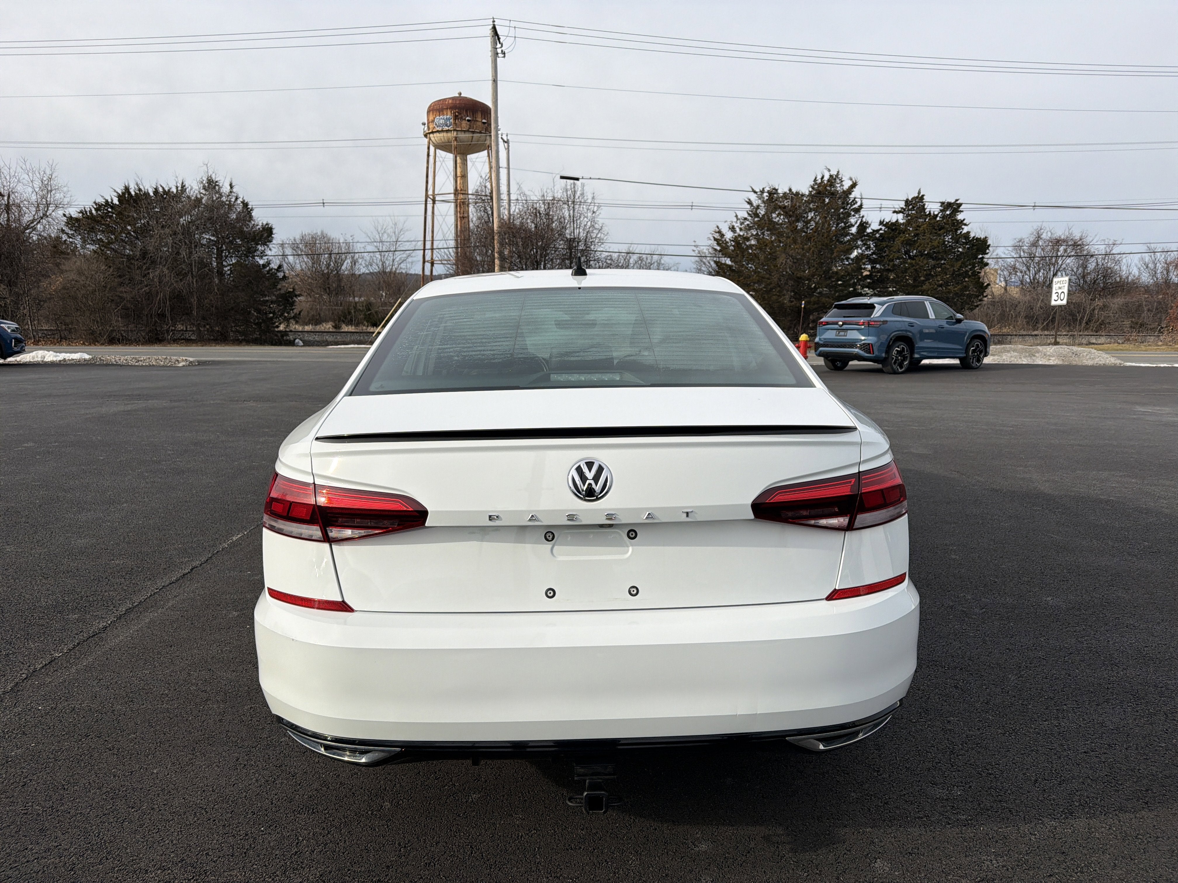 2021 Volkswagen Passat 2.0T R-Line