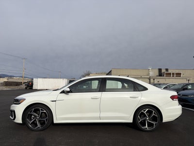 2021 Volkswagen Passat 2.0T R-Line
