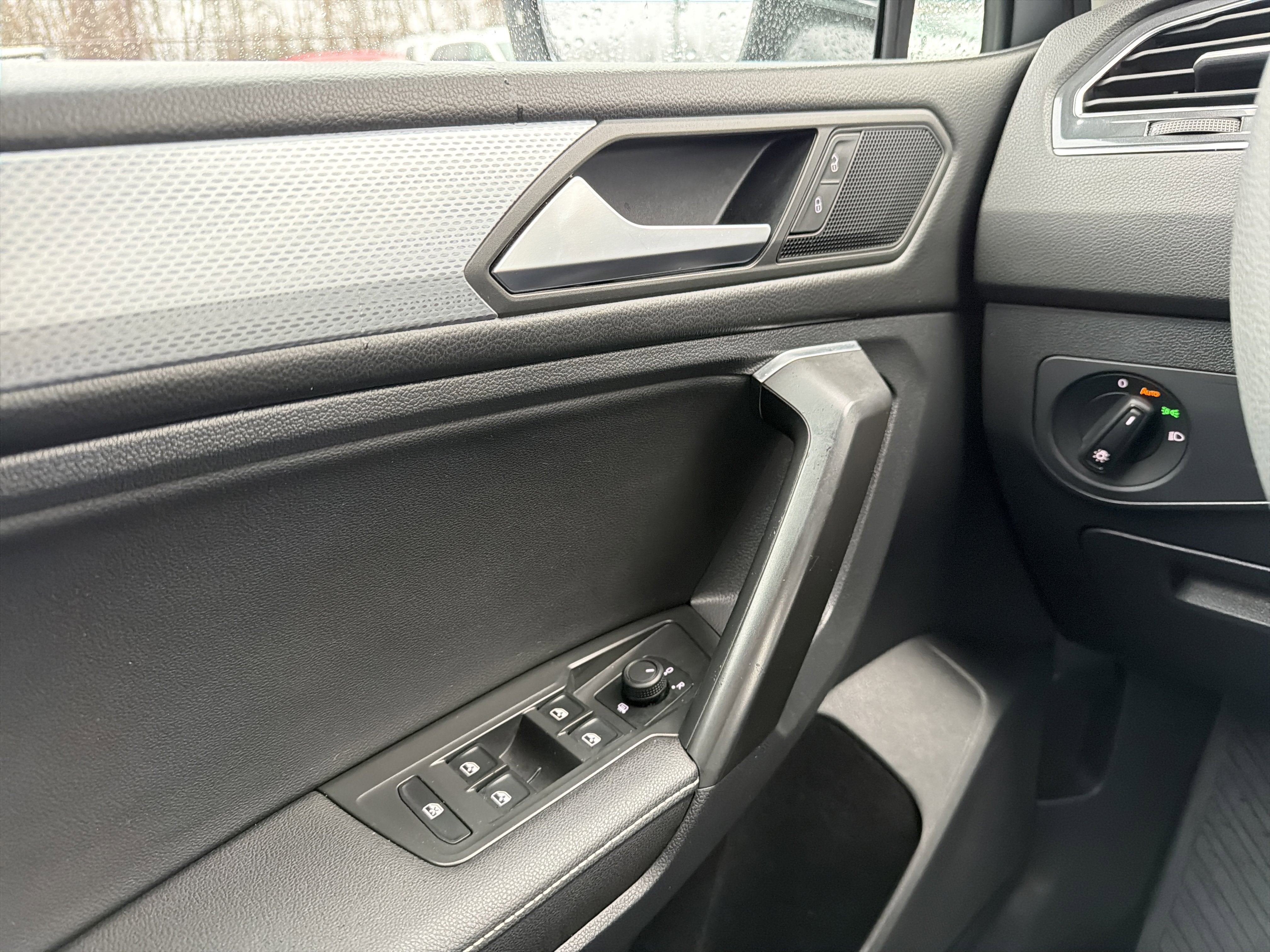 2022 Volkswagen Tiguan 2.0T S