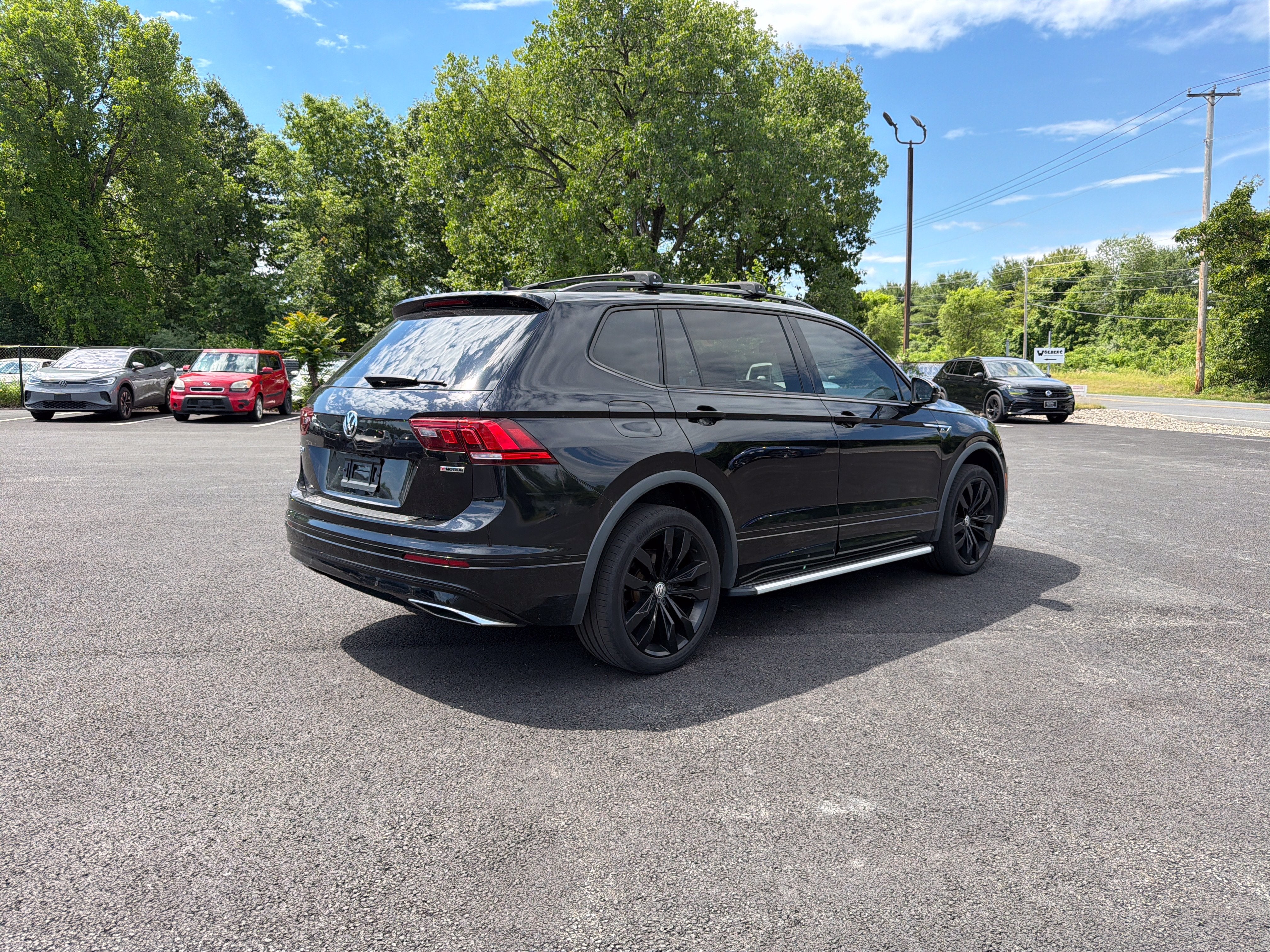 2020 Volkswagen Tiguan 2.0T SE R-Line Black 4Motion