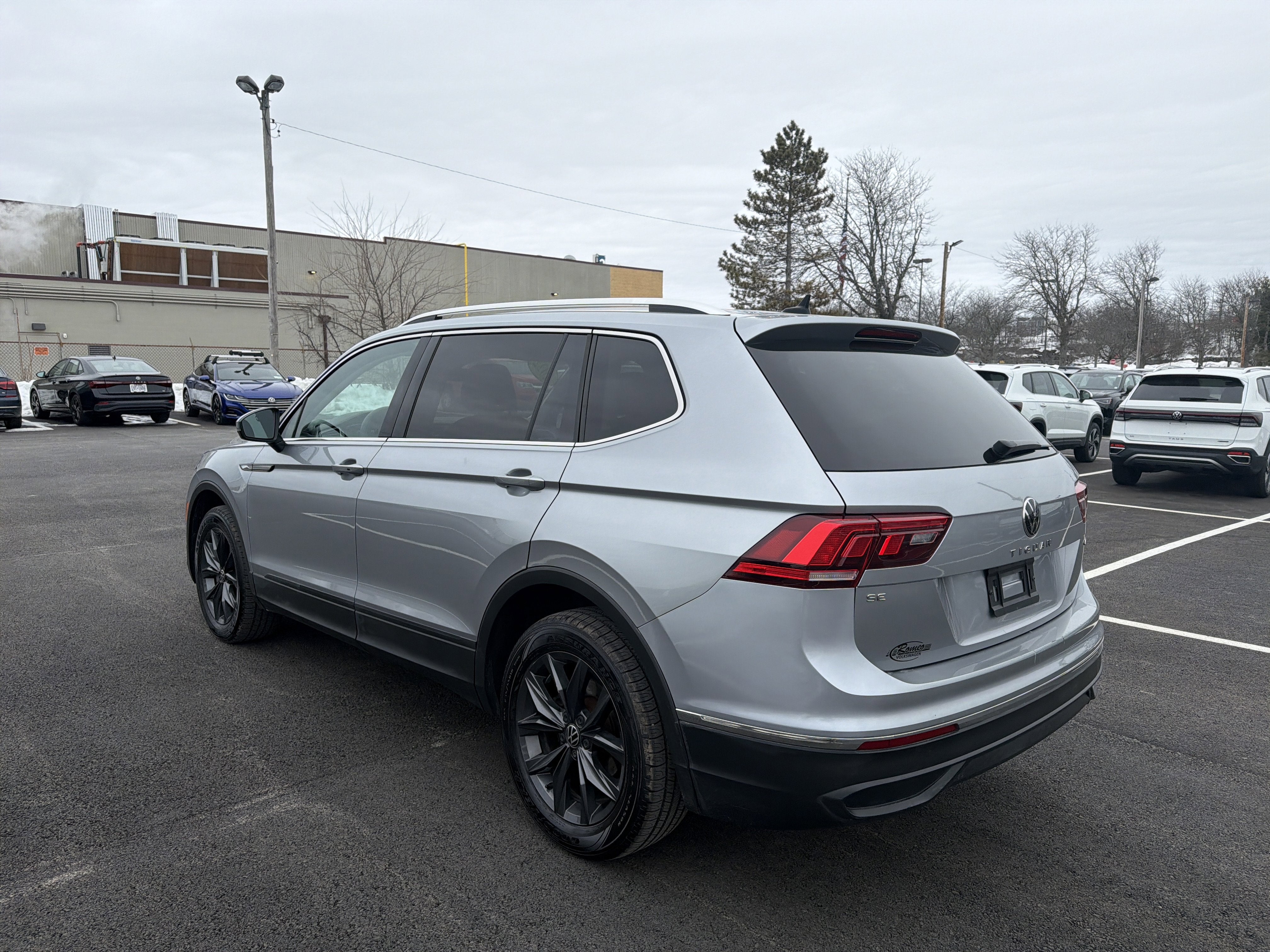 2022 Volkswagen Tiguan 2.0T SE