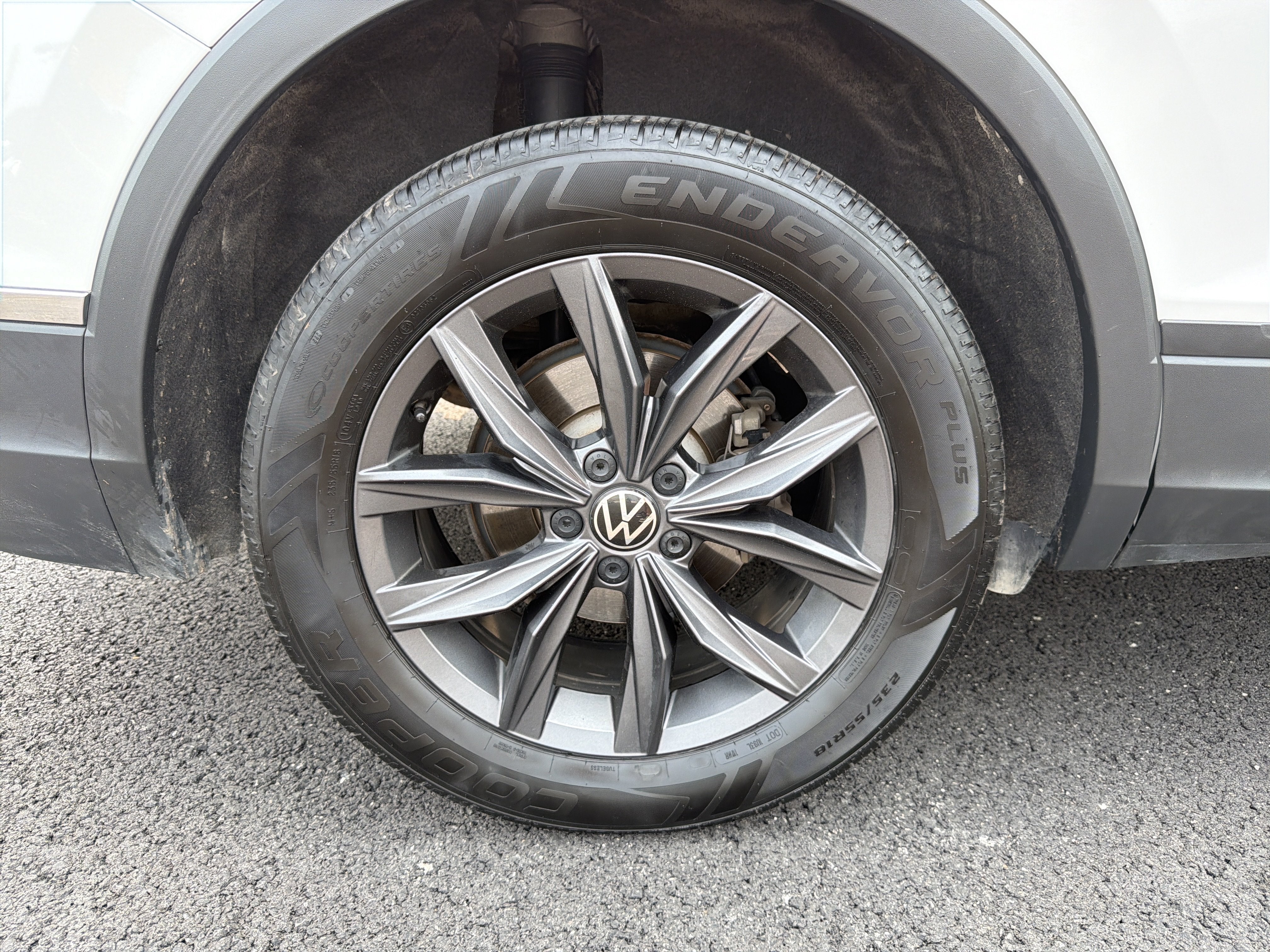 2022 Volkswagen Tiguan 2.0T SE