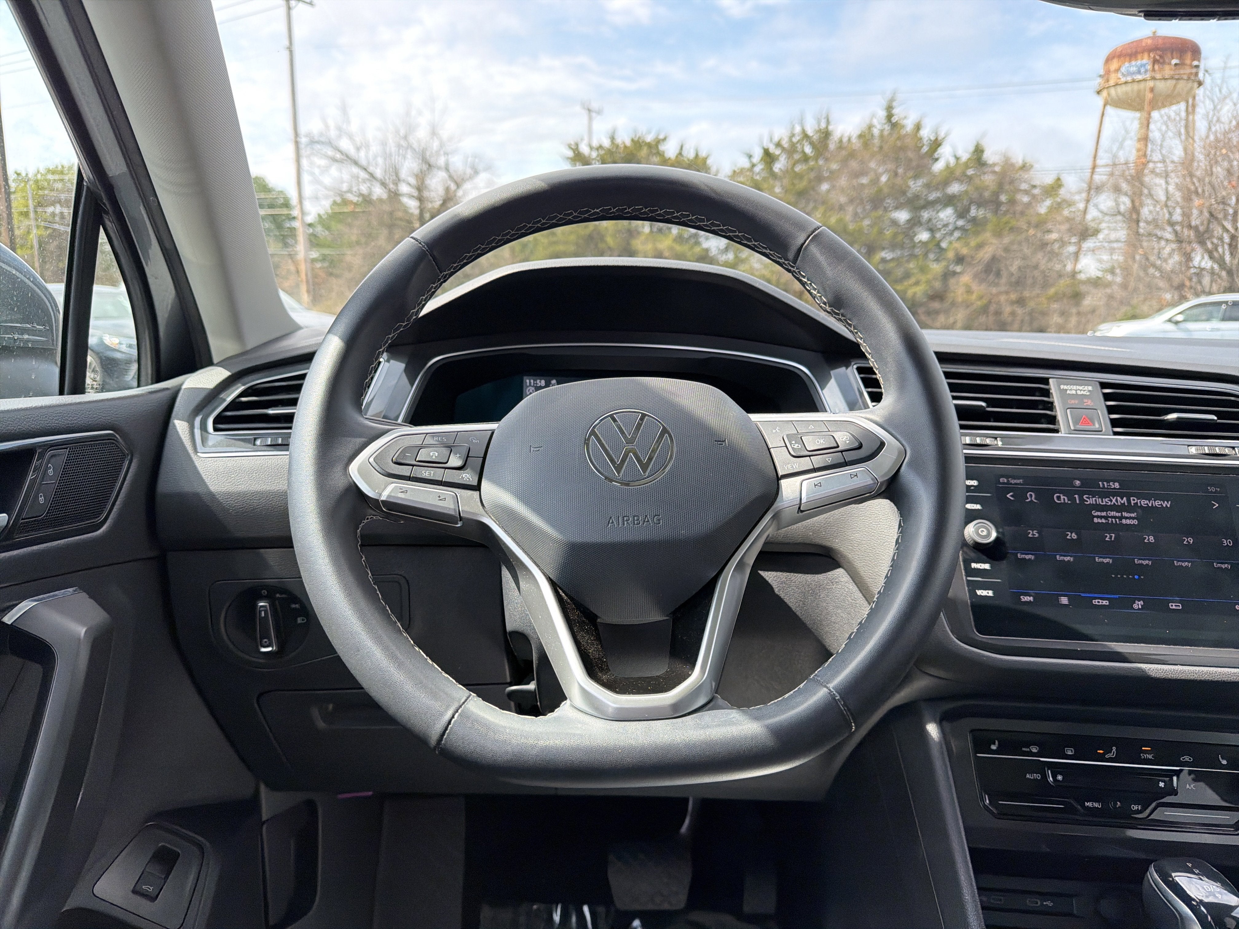2022 Volkswagen Tiguan 2.0T SE