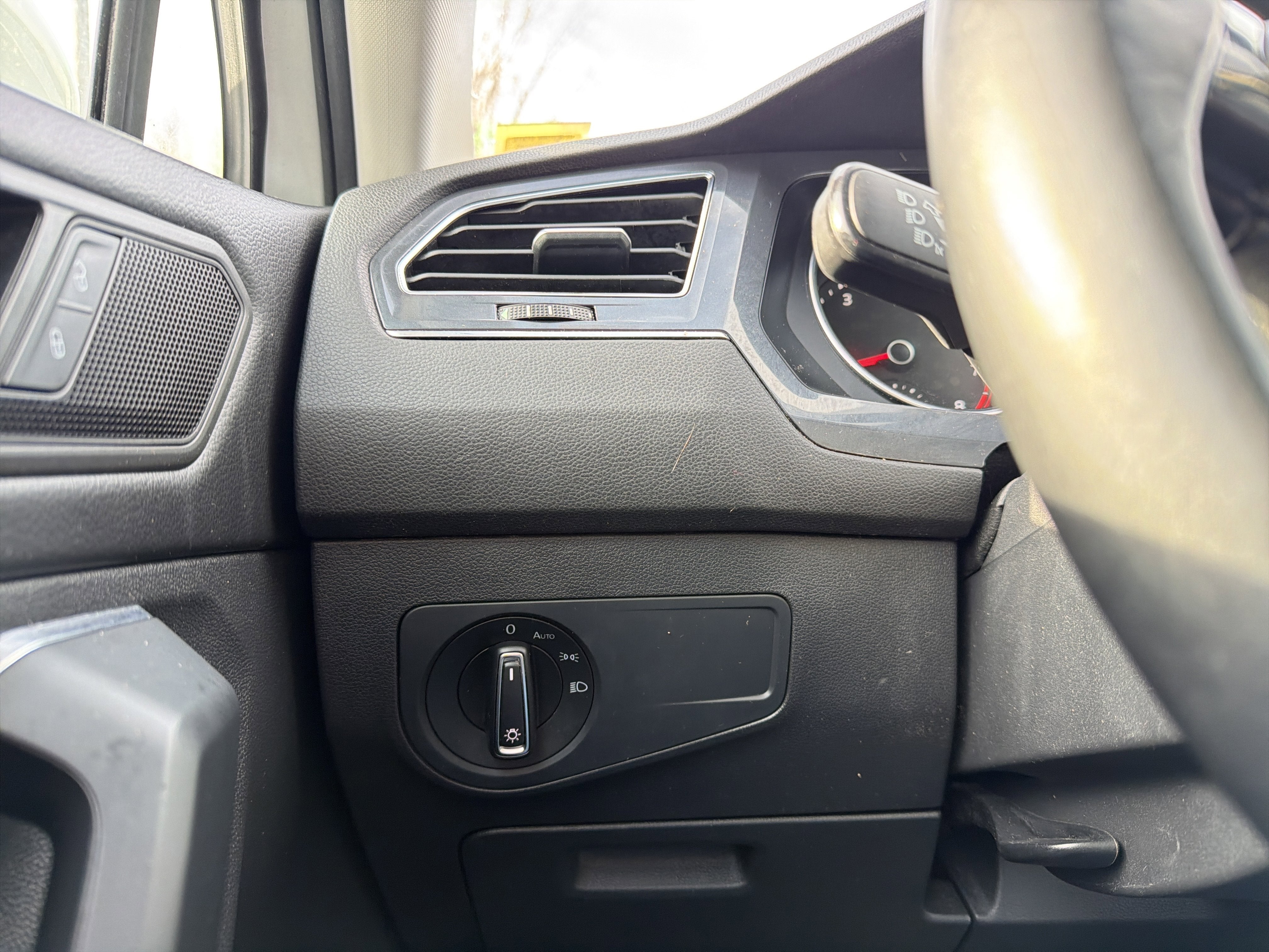 2019 Volkswagen Tiguan 2.0T SE 4Motion