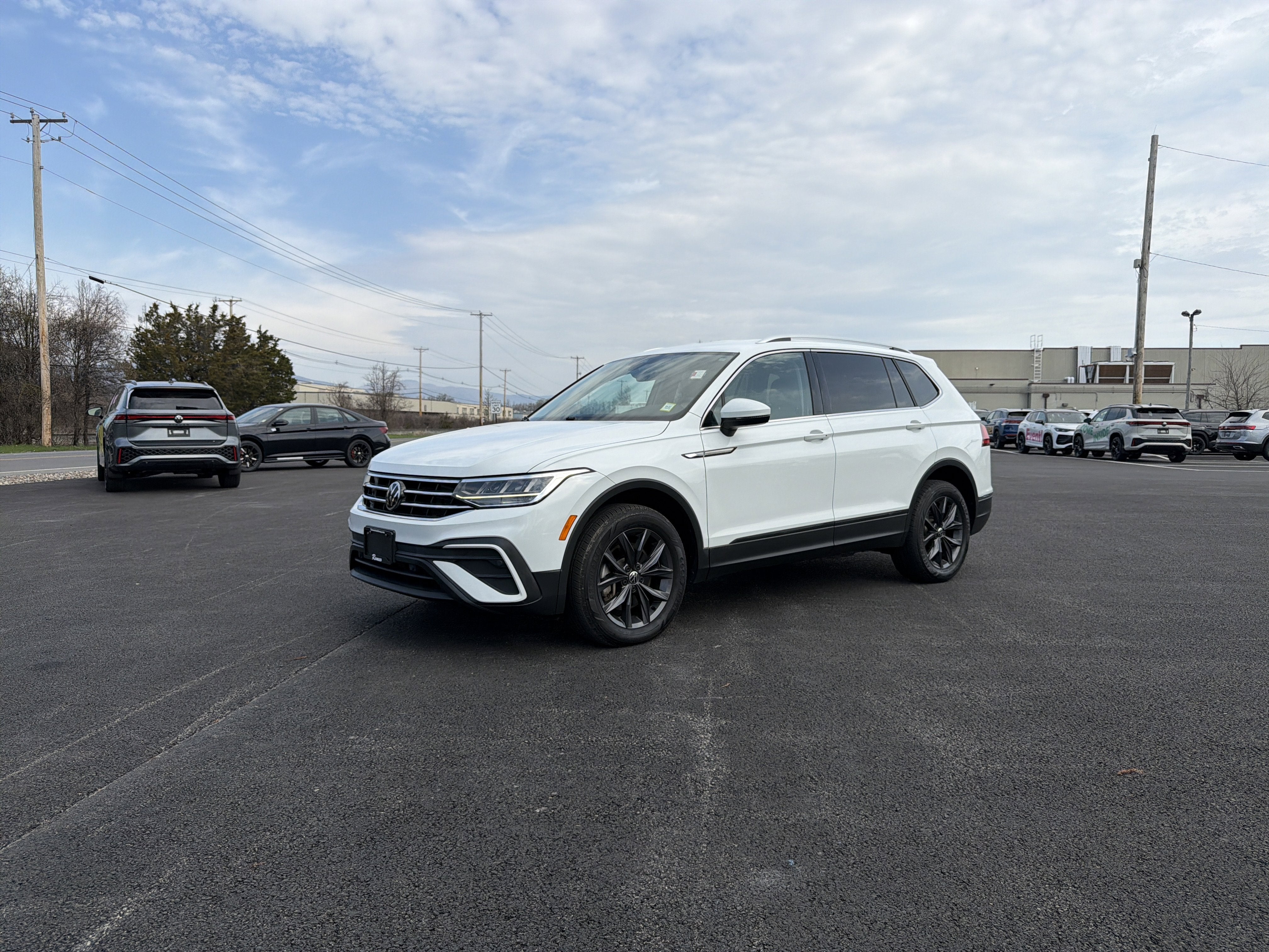 2022 Volkswagen Tiguan 2.0T SE