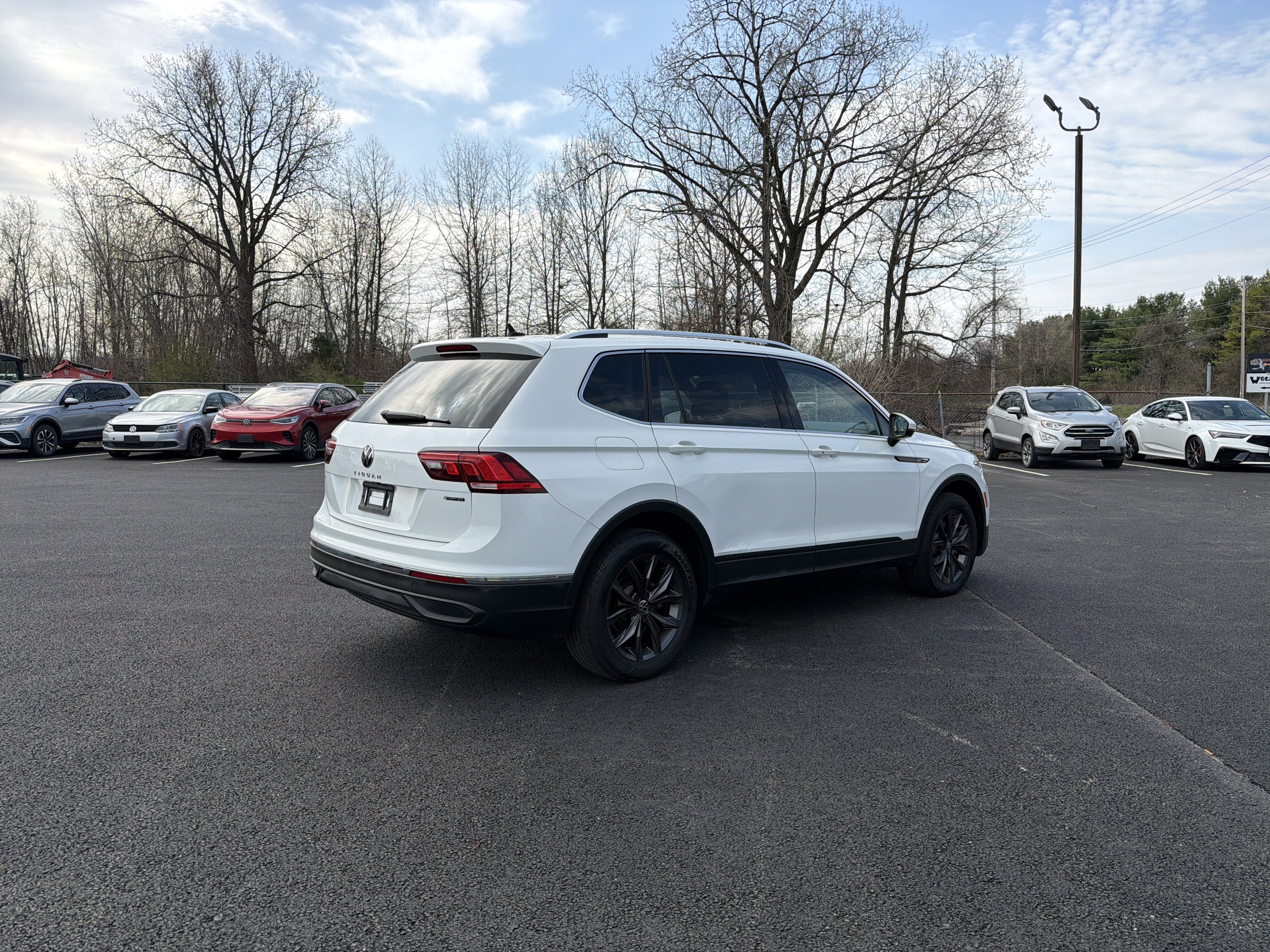 2022 Volkswagen Tiguan 2.0T SE