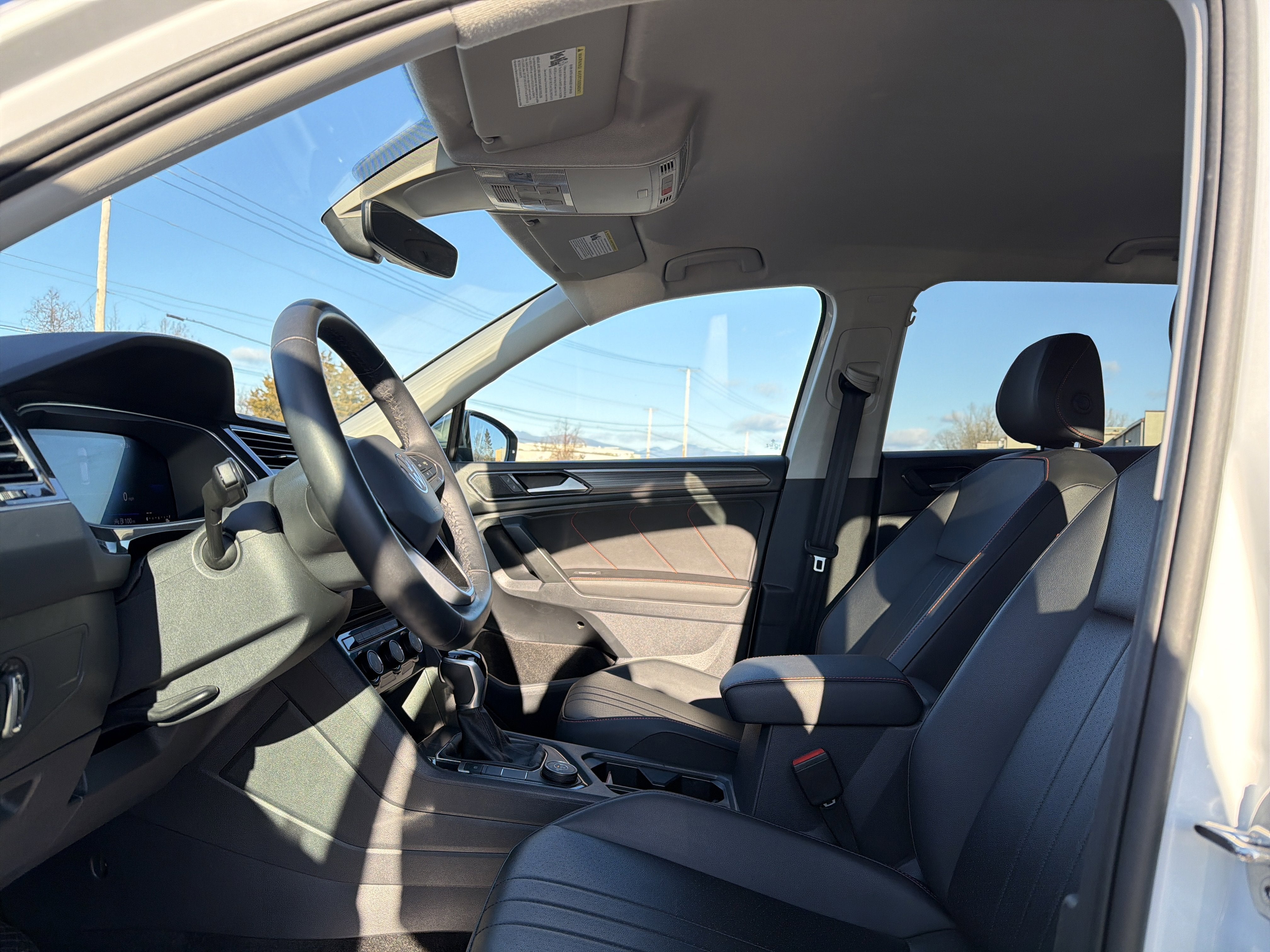 2024 Volkswagen Tiguan 2.0T SE