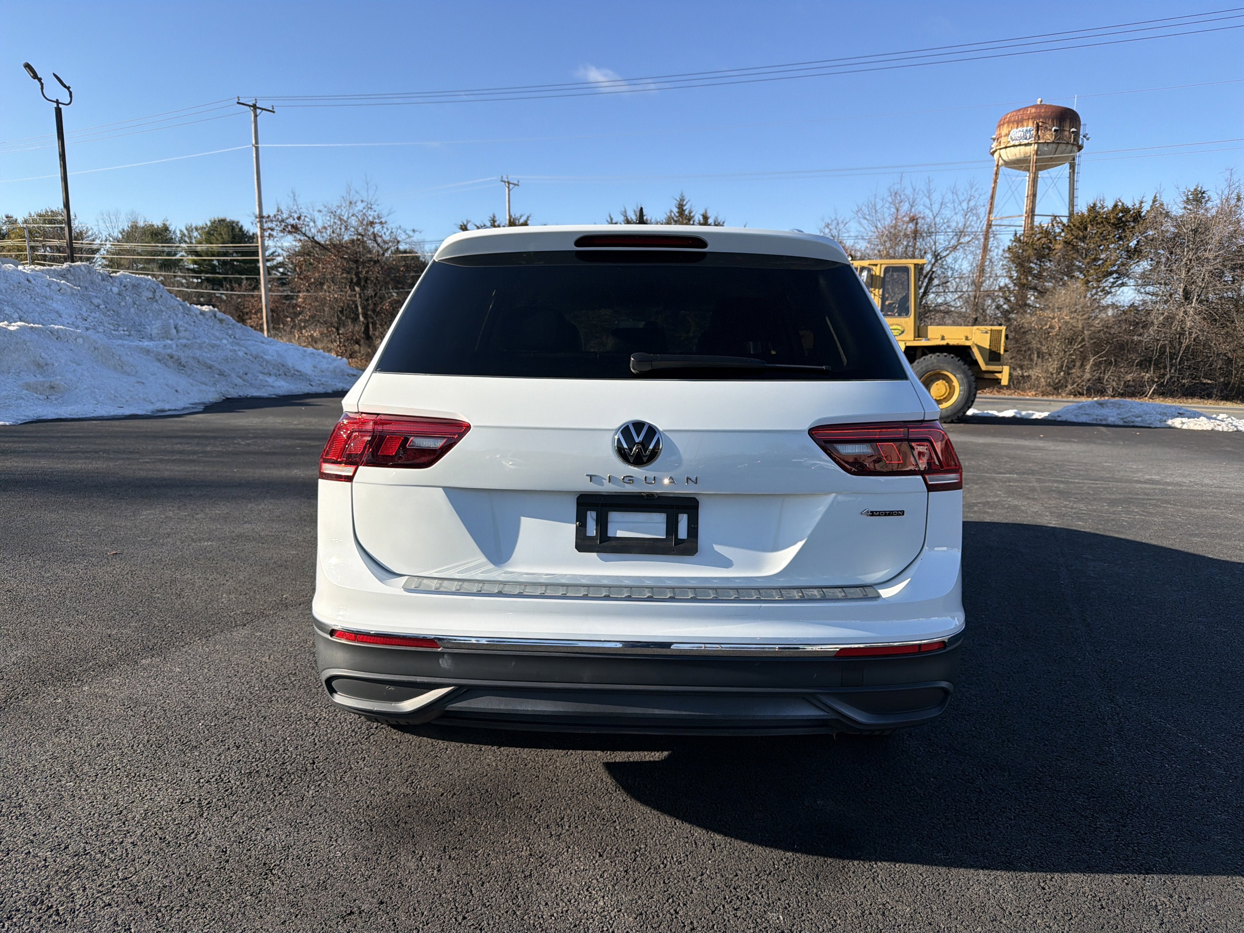 2024 Volkswagen Tiguan 2.0T SE