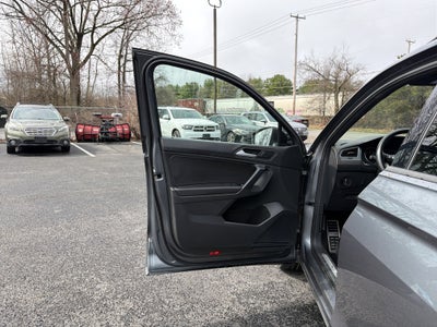 2021 Volkswagen Tiguan 2.0T SE R-Line Black