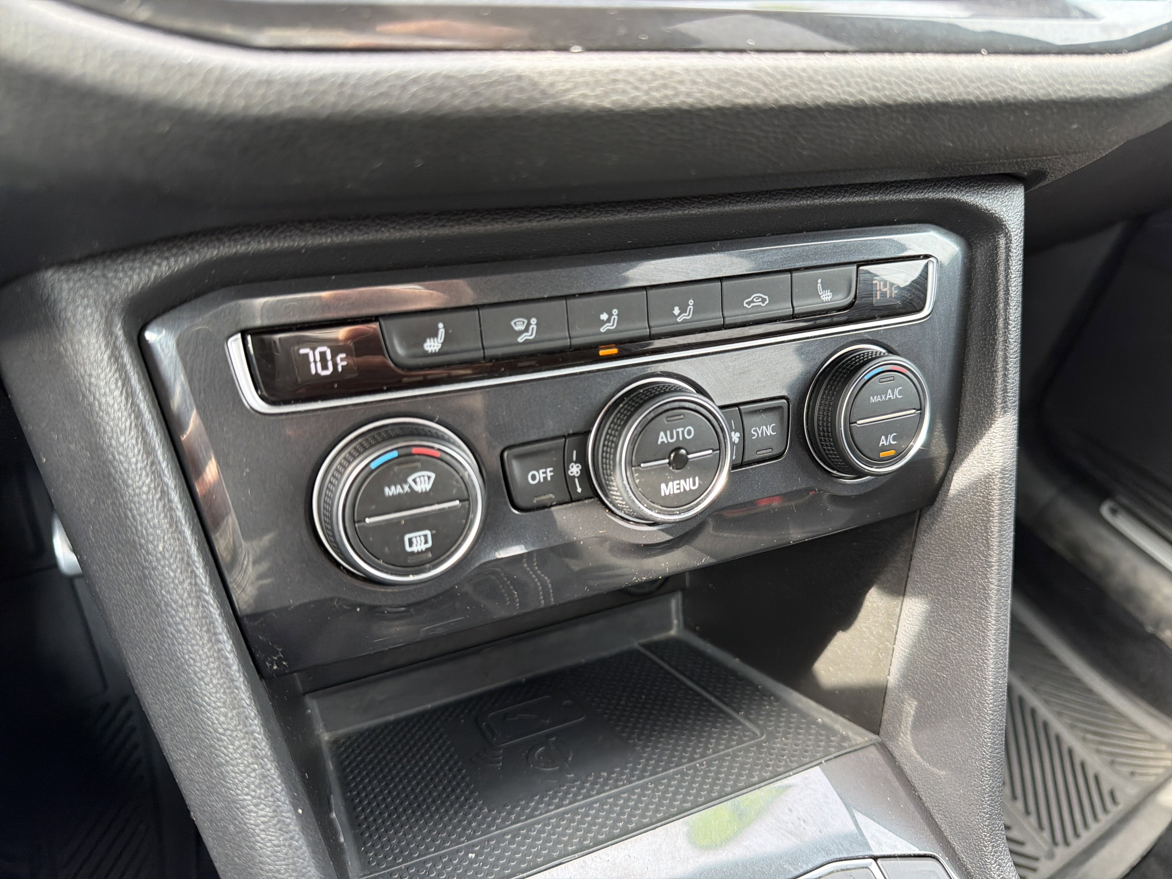 2021 Volkswagen Tiguan 2.0T SE R-Line Black