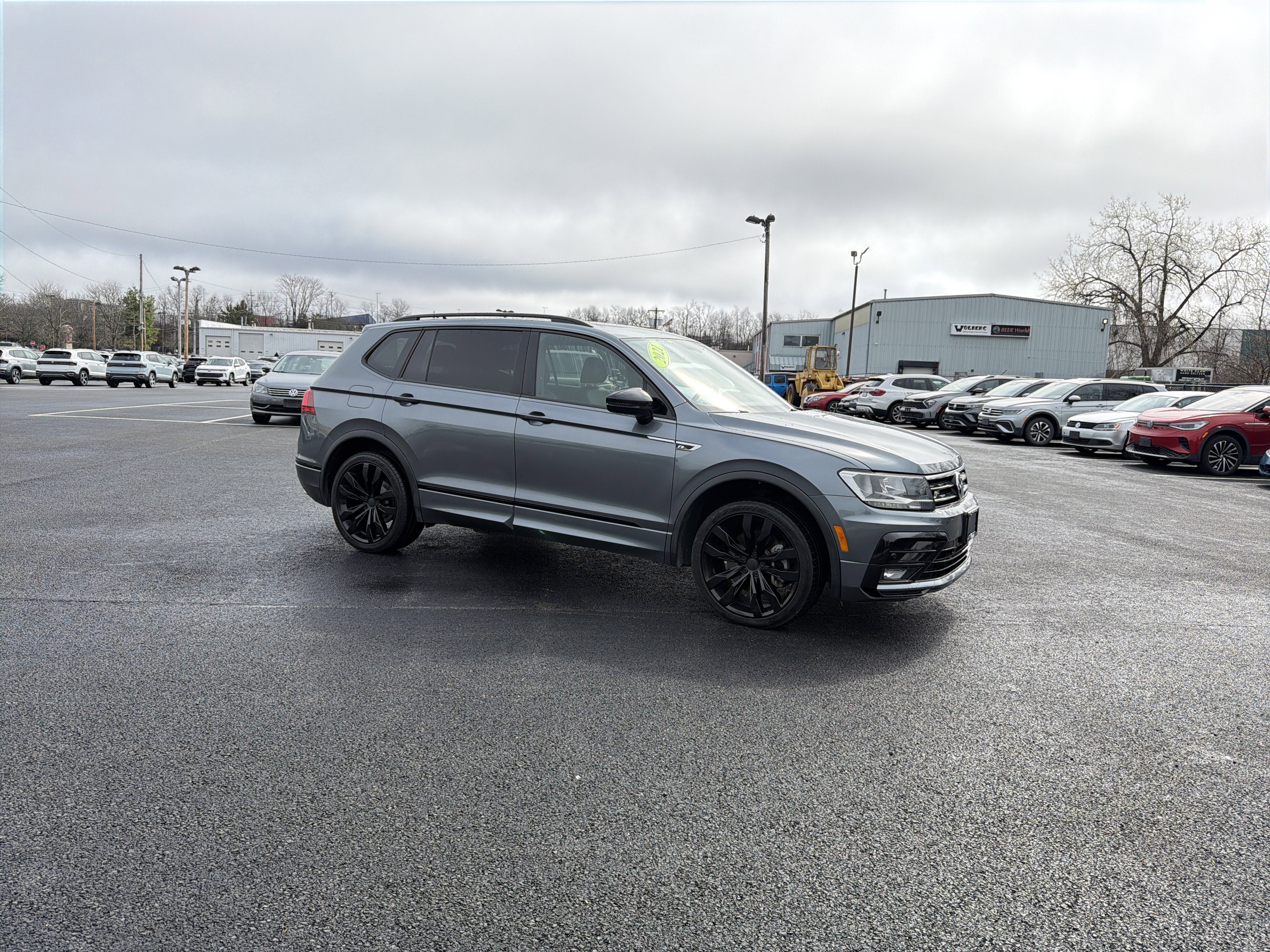 2021 Volkswagen Tiguan 2.0T SE R-Line Black