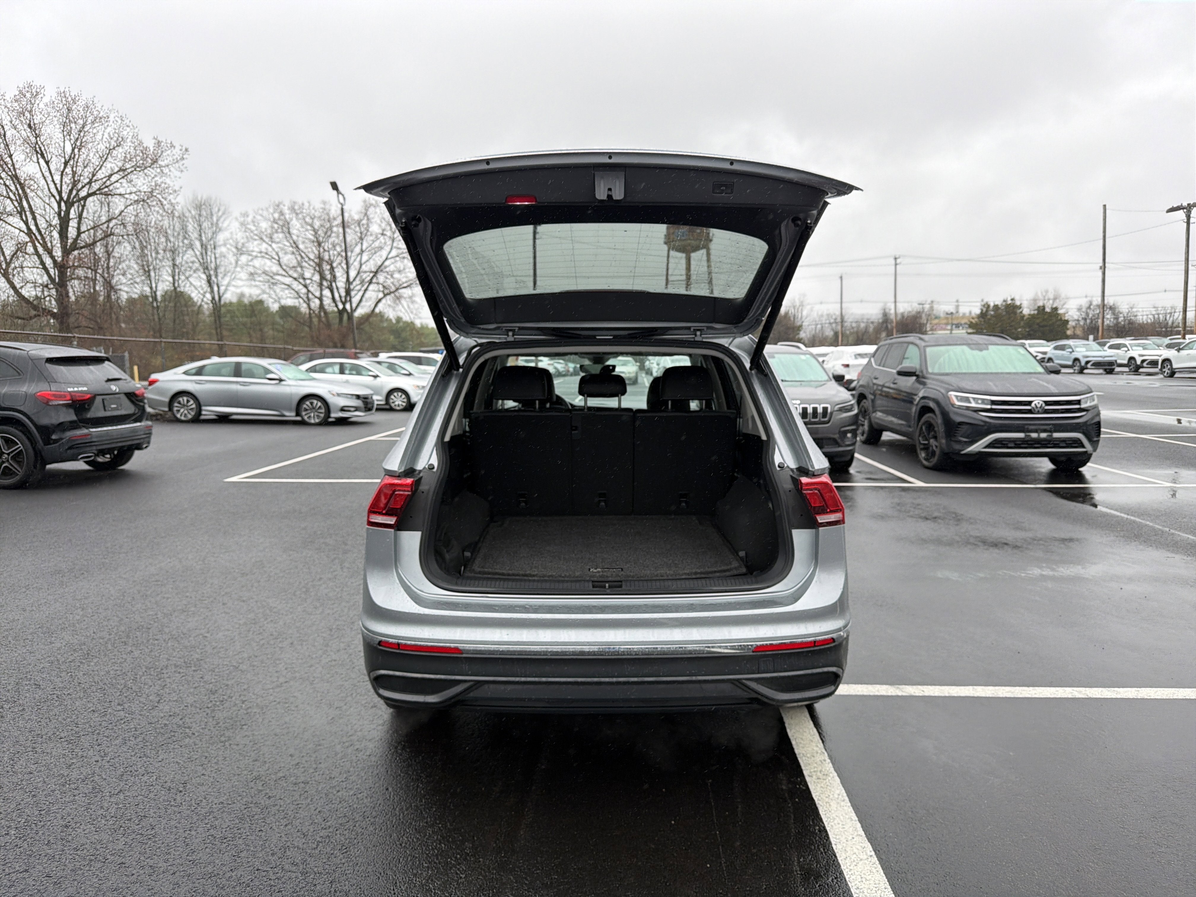 2022 Volkswagen Tiguan 2.0T SE