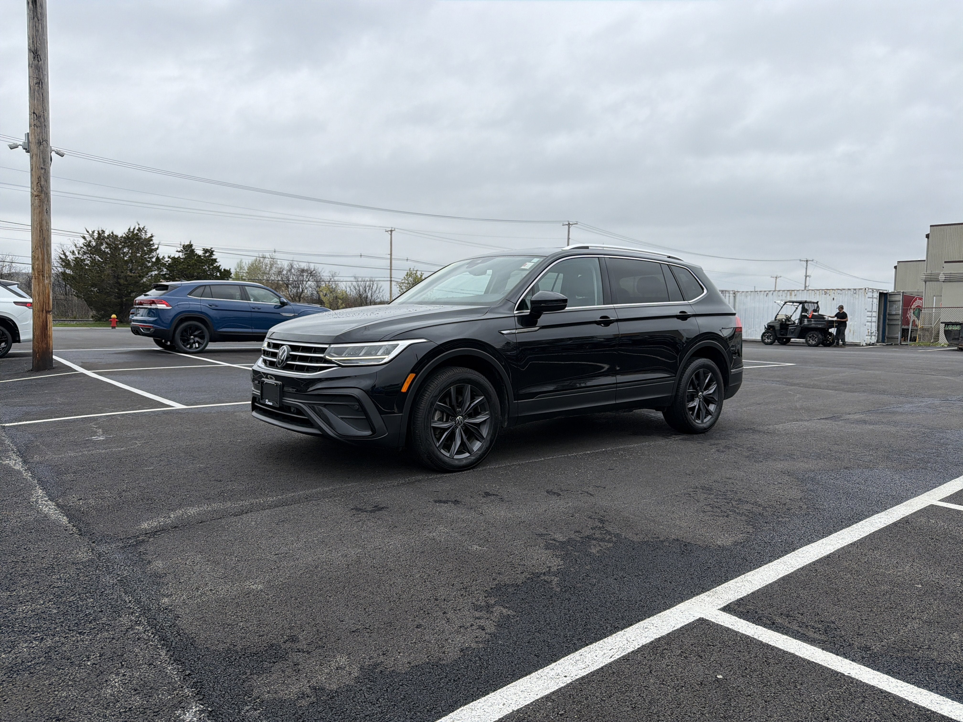 2023 Volkswagen Tiguan 2.0T SE