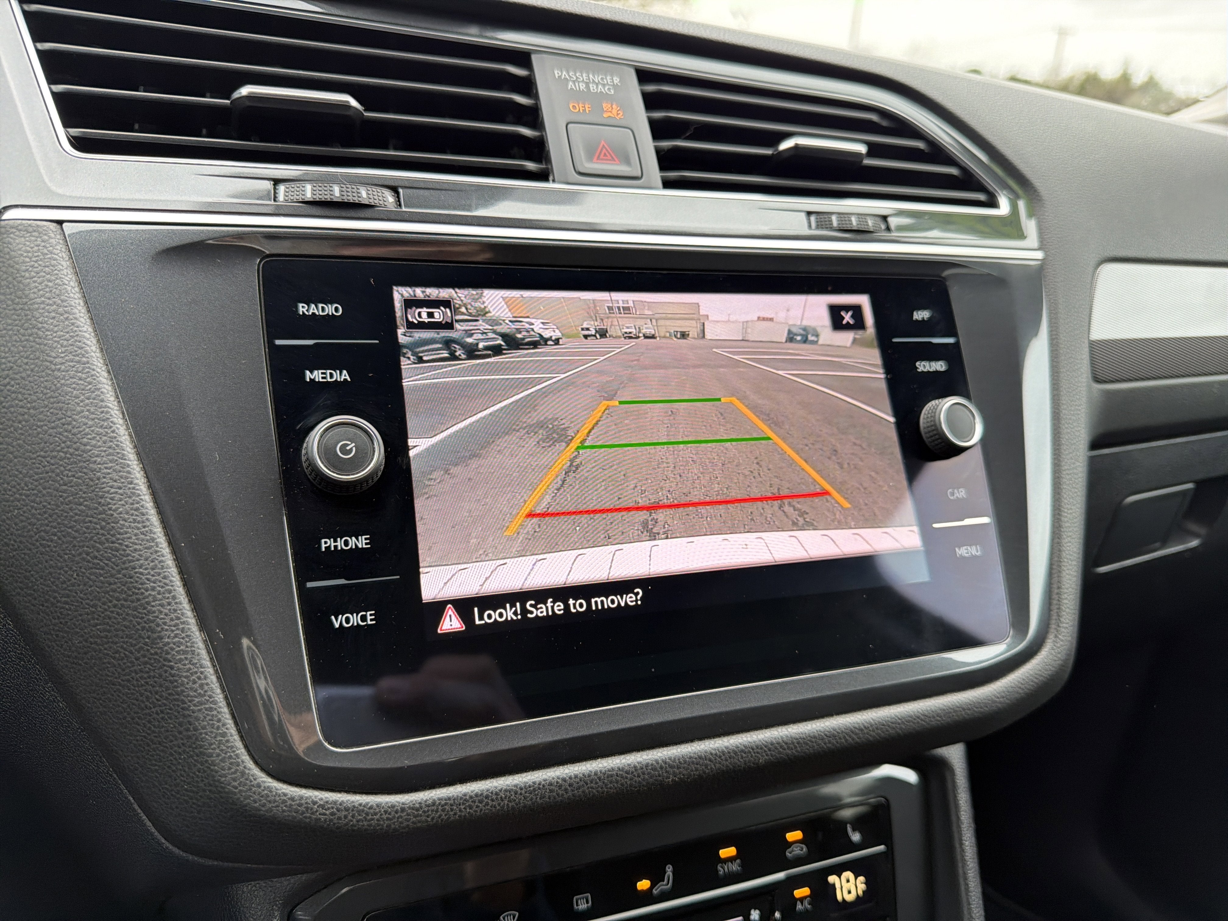 2023 Volkswagen Tiguan 2.0T SE