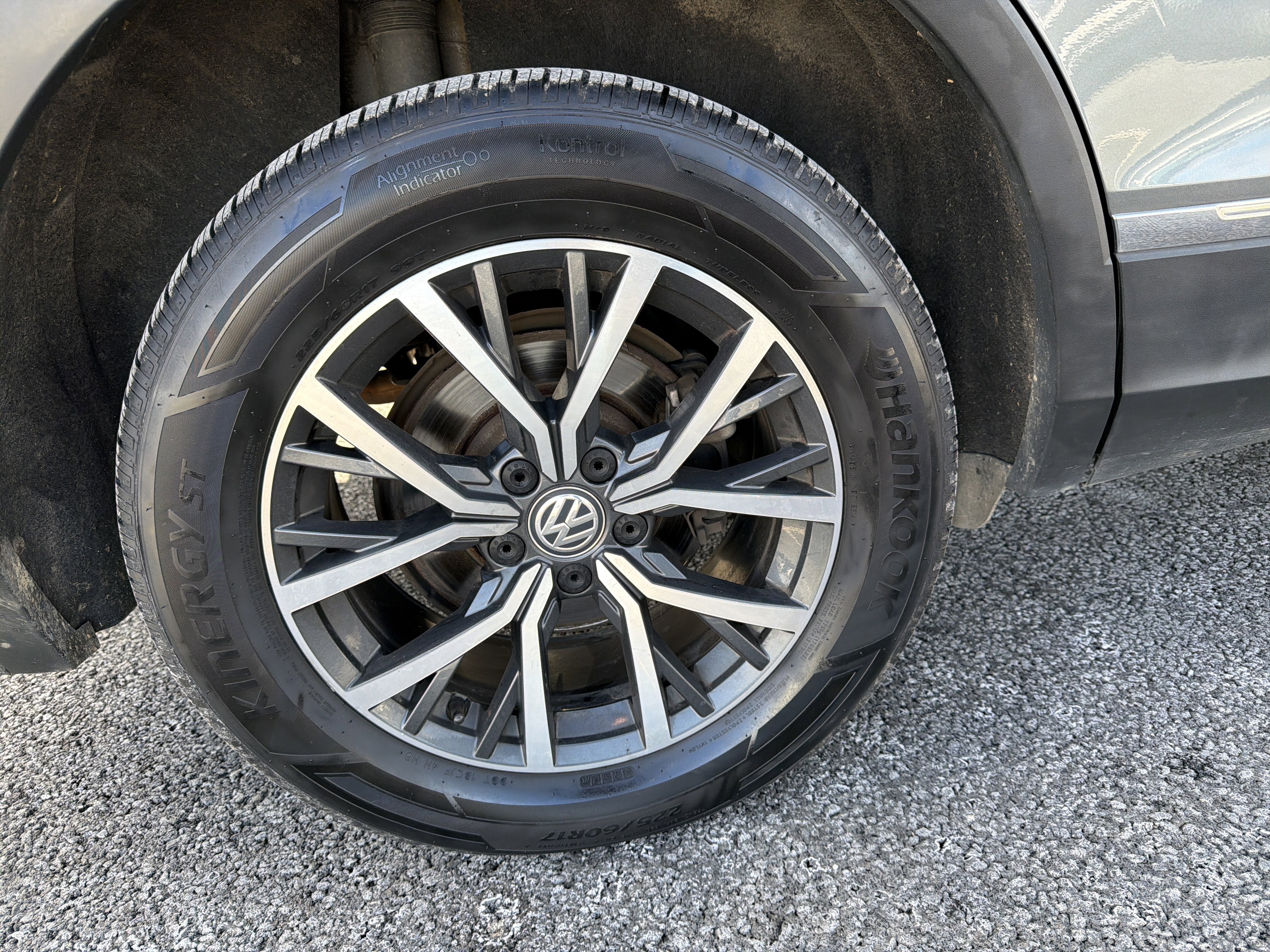 2020 Volkswagen Tiguan 2.0T SE 4Motion