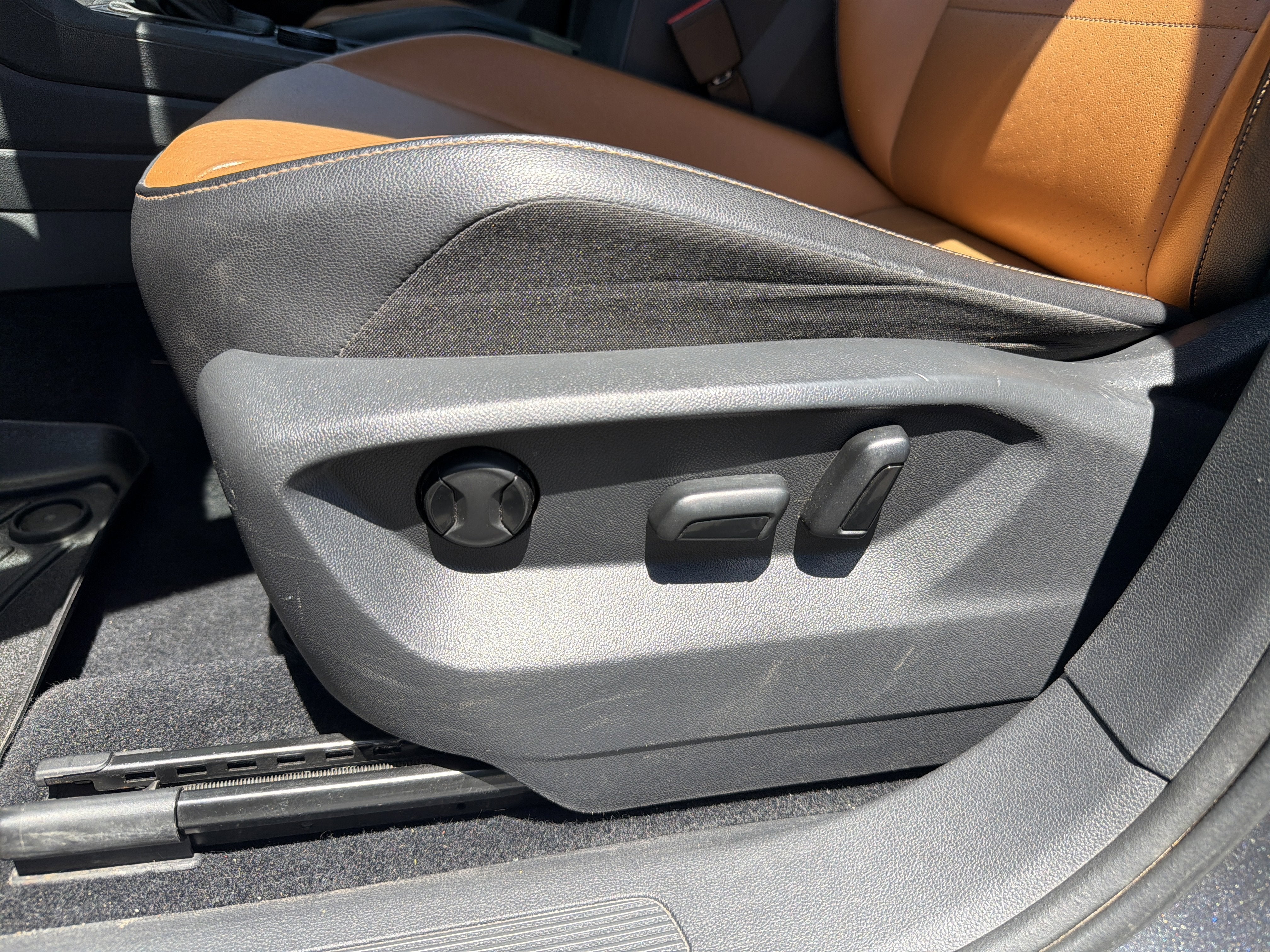 2018 Volkswagen Tiguan 2.0T SEL 4Motion