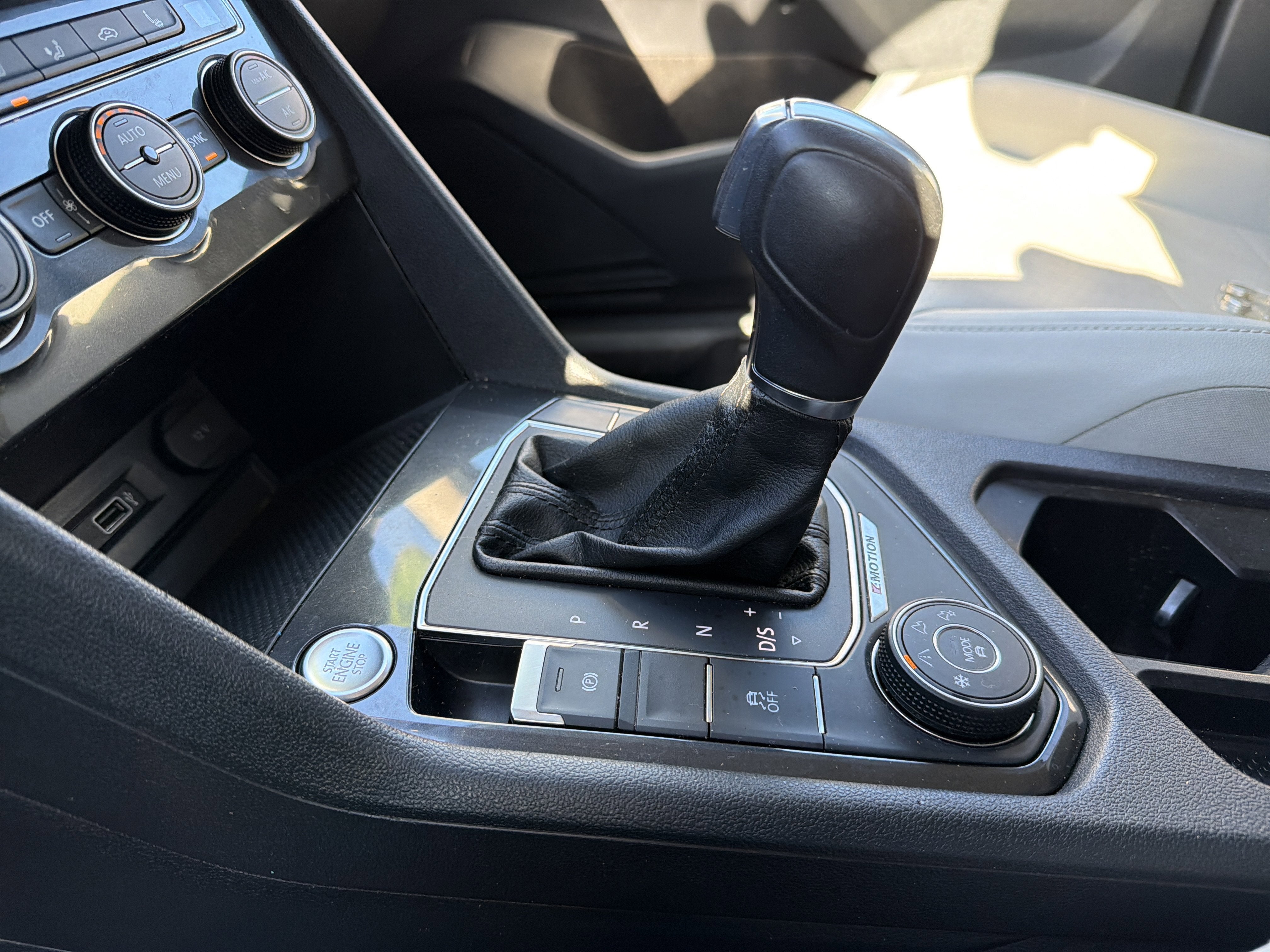 2018 Volkswagen Tiguan 2.0T SE 4Motion