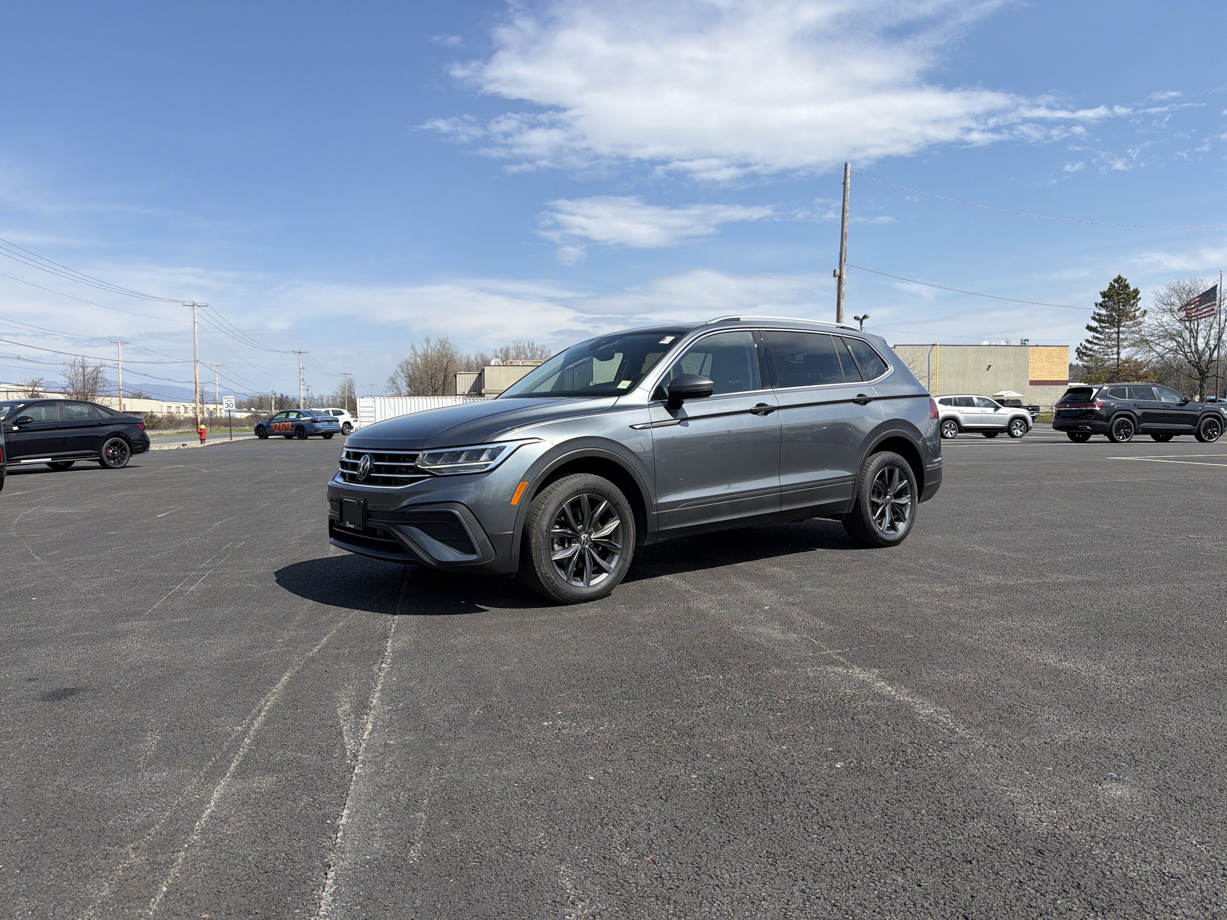 2022 Volkswagen Tiguan 2.0T SE