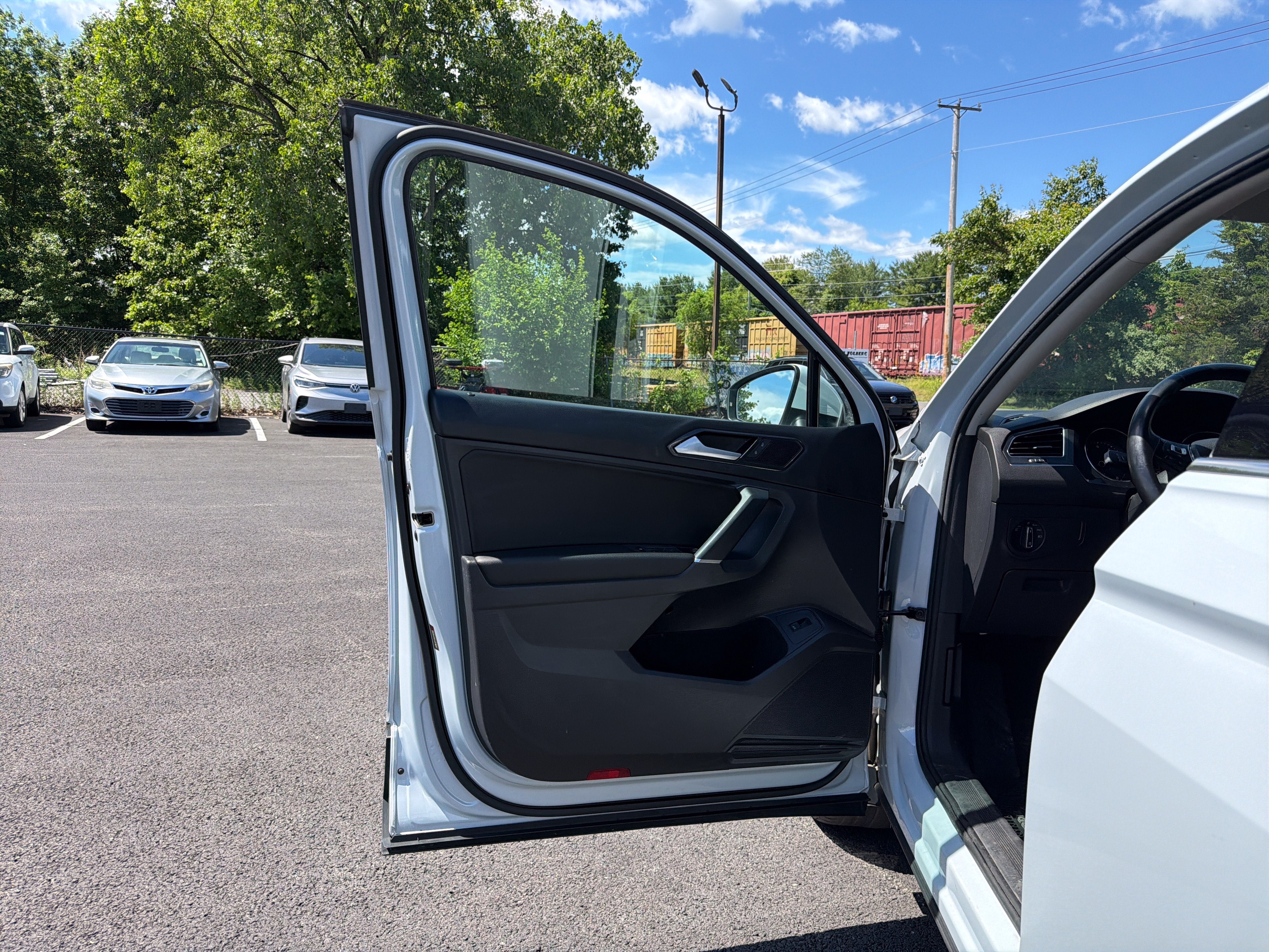 2018 Volkswagen Tiguan 2.0T SEL 4Motion