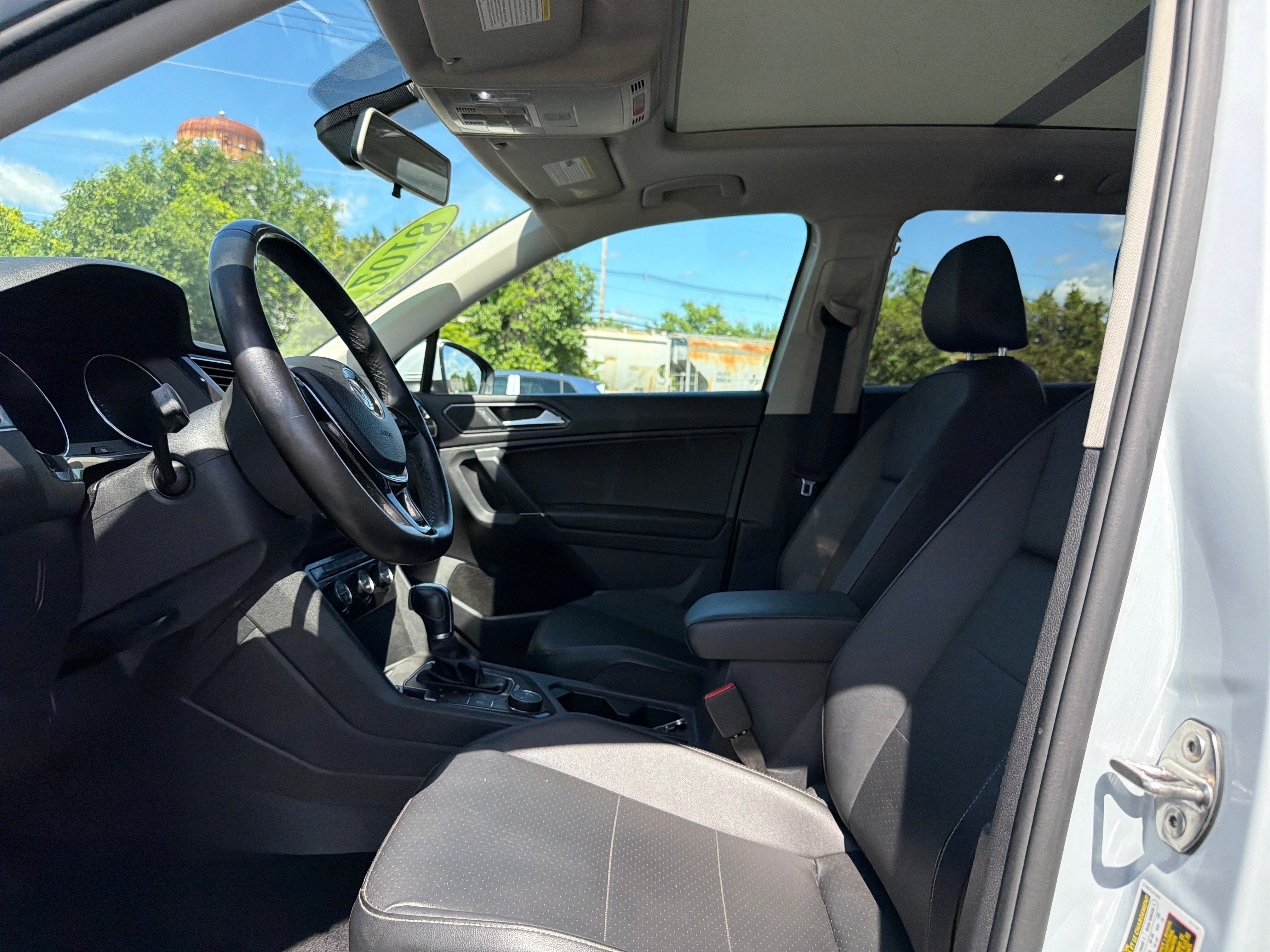2018 Volkswagen Tiguan 2.0T SEL 4Motion