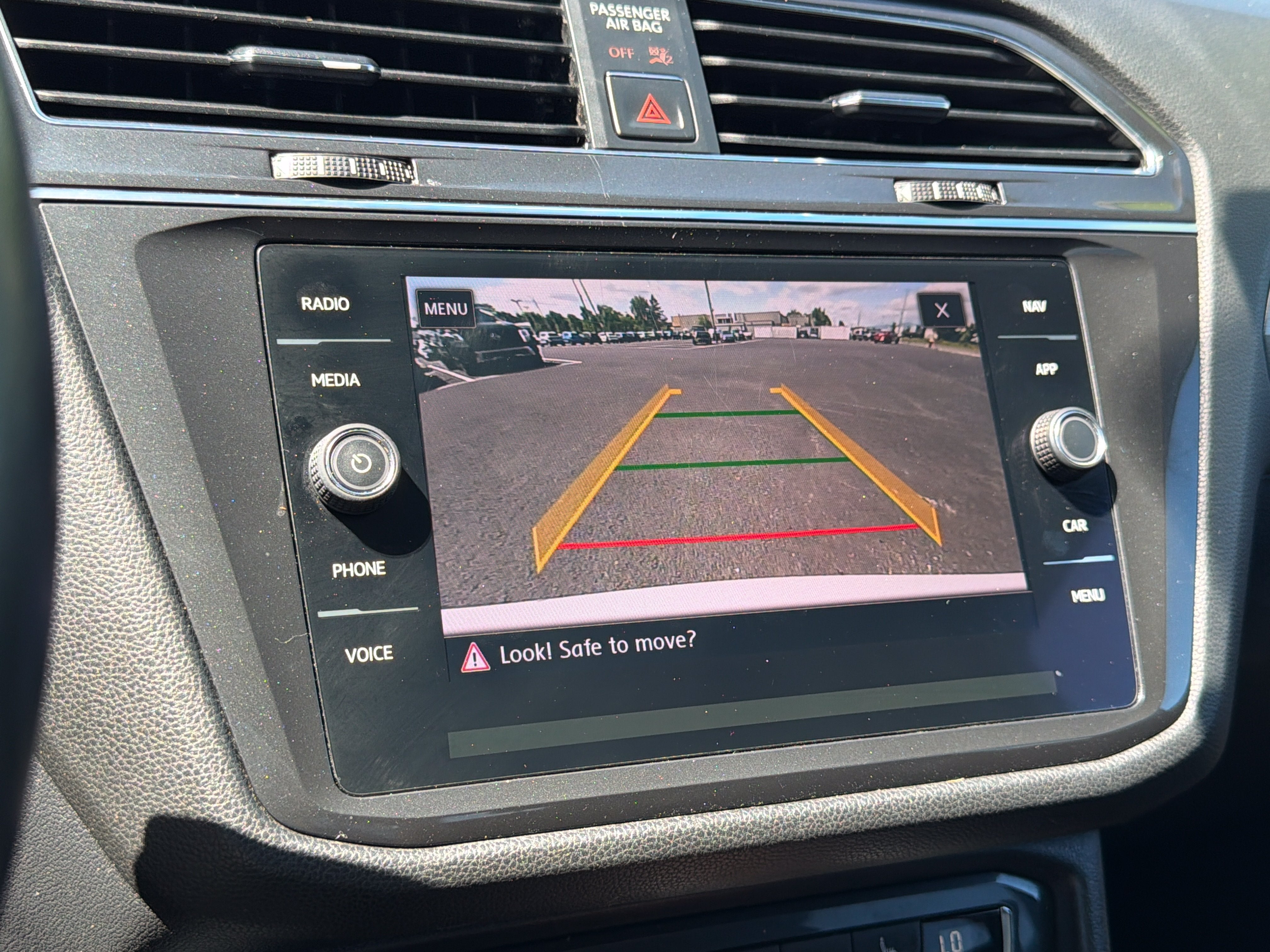 2018 Volkswagen Tiguan 2.0T SEL 4Motion