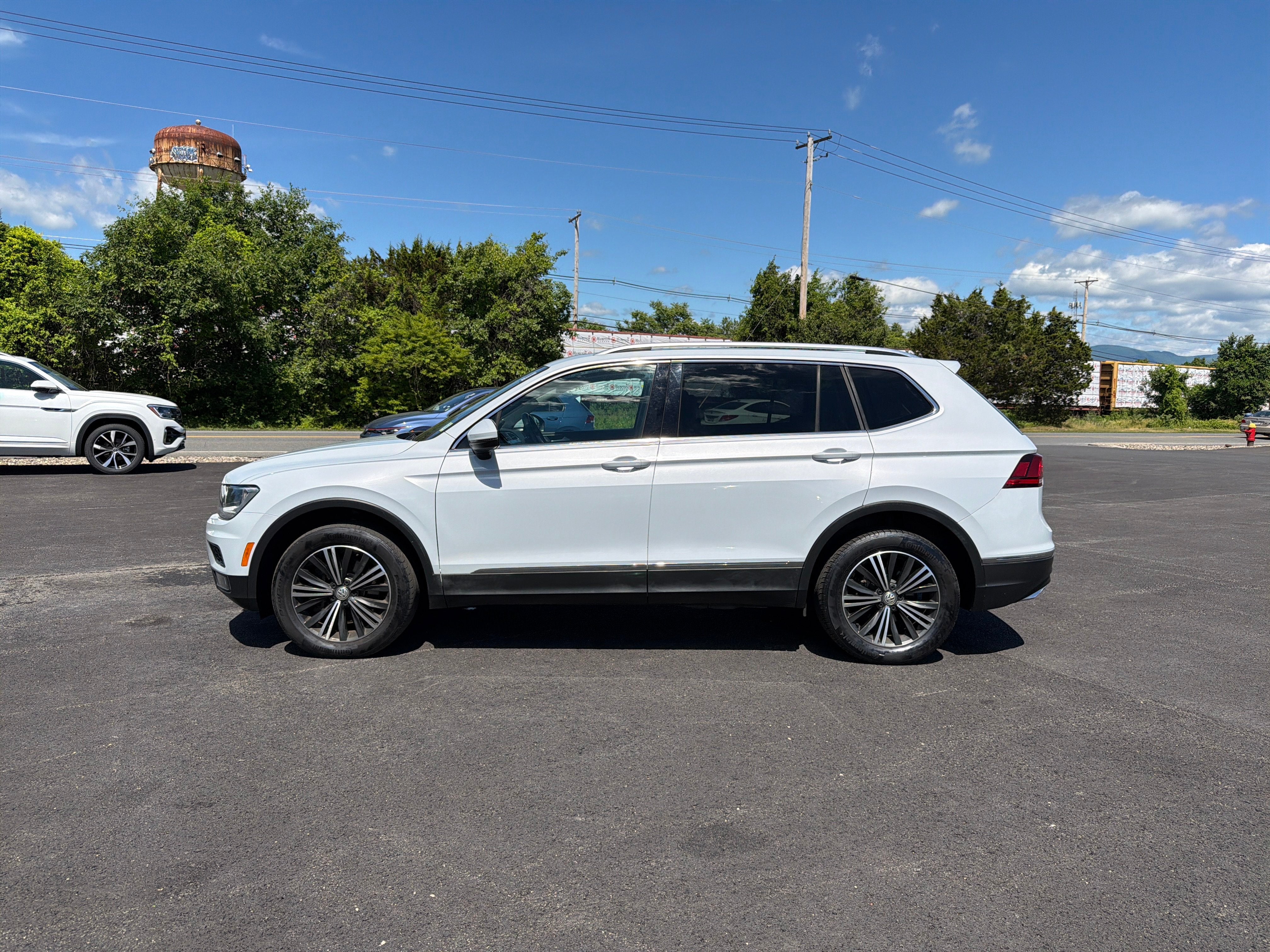 2018 Volkswagen Tiguan 2.0T SEL 4Motion
