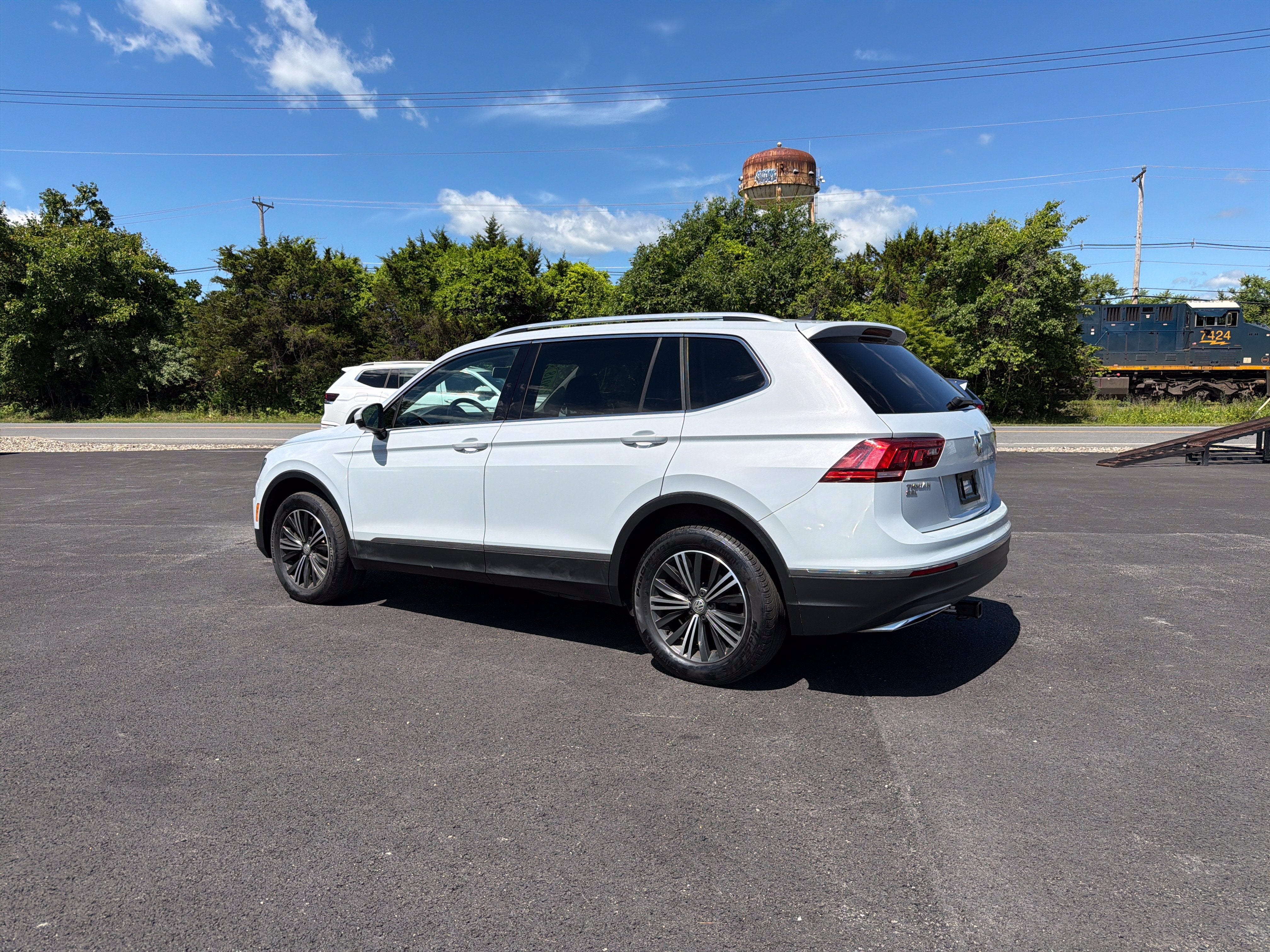 2018 Volkswagen Tiguan 2.0T SEL 4Motion